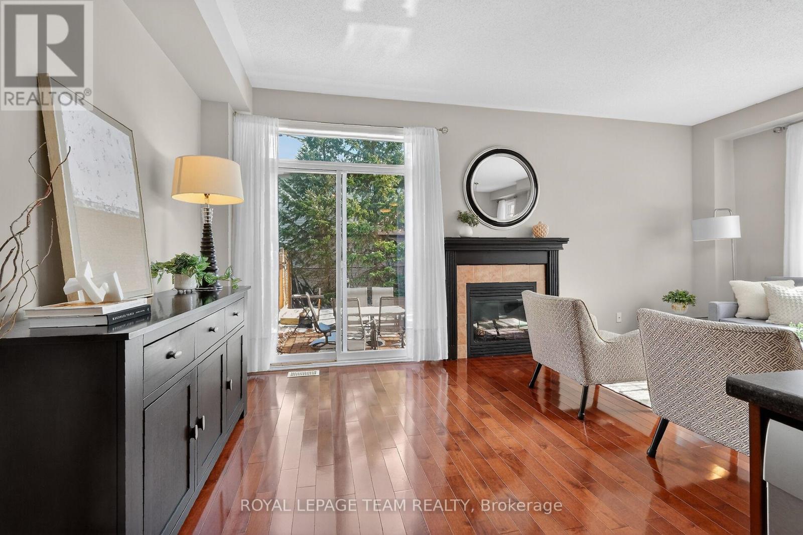 100 Shepody Circle, Ottawa, Ontario  K1T 4H9 - Photo 14 - X12901736