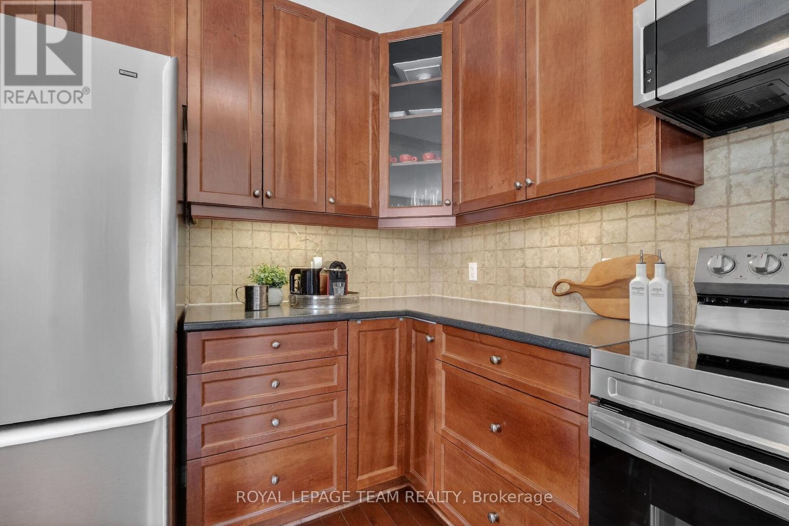 100 Shepody Circle, Ottawa, Ontario  K1T 4H9 - Photo 23 - X12901736