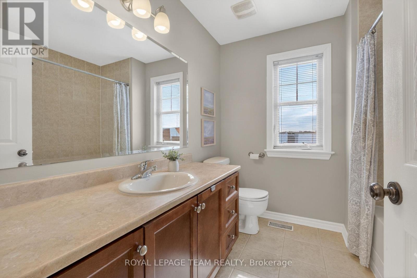 100 Shepody Circle, Ottawa, Ontario  K1T 4H9 - Photo 30 - X12901736