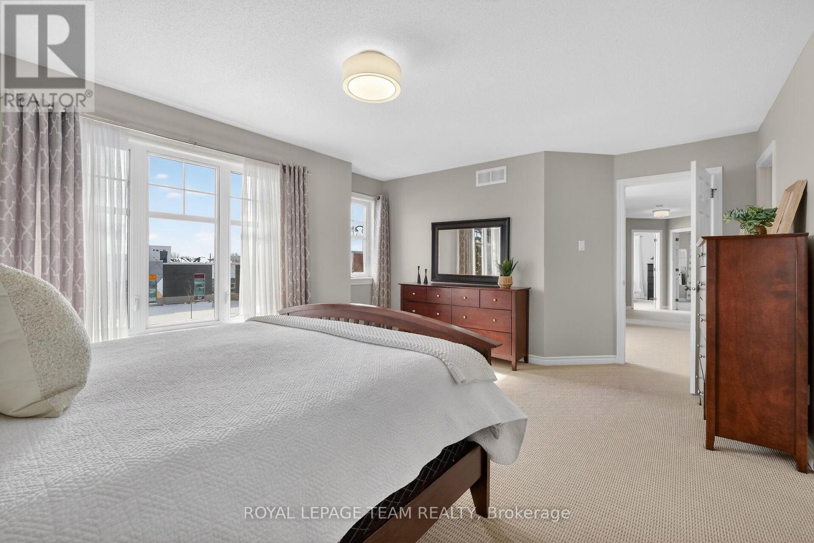 100 Shepody Circle, Ottawa, Ontario  K1T 4H9 - Photo 35 - X12901736