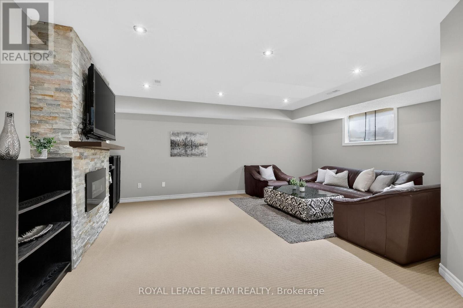 100 Shepody Circle, Ottawa, Ontario  K1T 4H9 - Photo 39 - X12901736