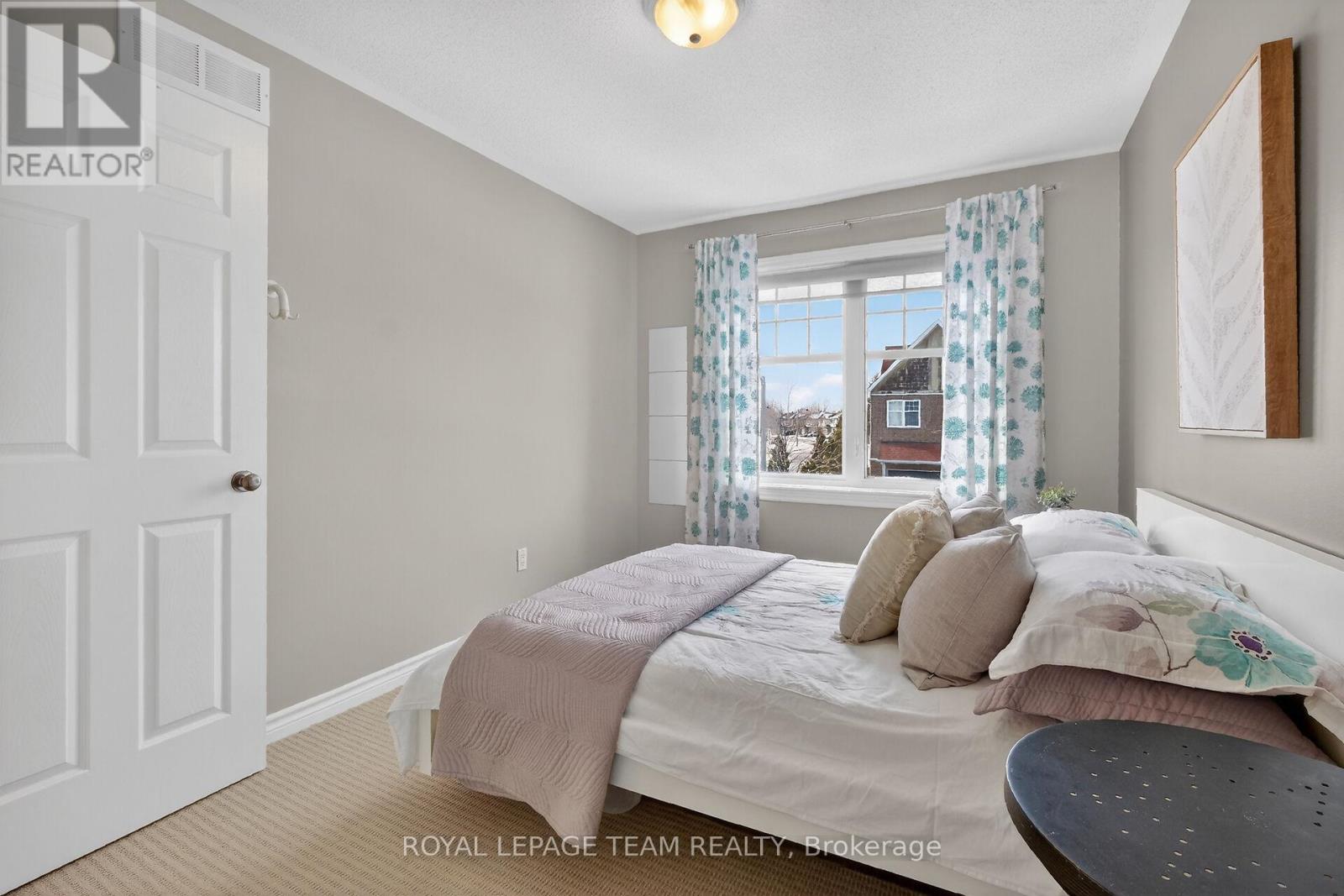 100 Shepody Circle, Ottawa, Ontario  K1T 4H9 - Photo 46 - X12901736