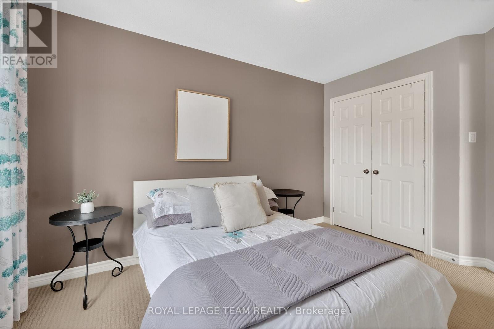 100 Shepody Circle, Ottawa, Ontario  K1T 4H9 - Photo 47 - X12901736