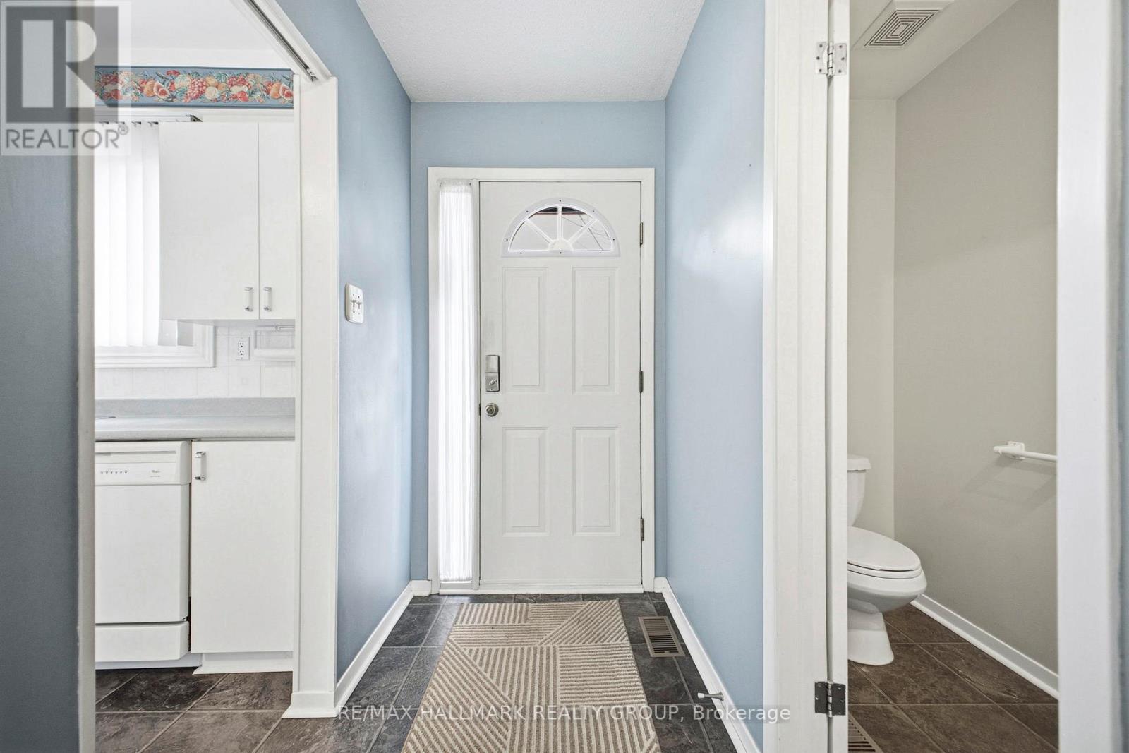 111 - 1389 Palmerston Drive, Ottawa, Ontario  K1J 8N9 - Photo 11 - X12901738