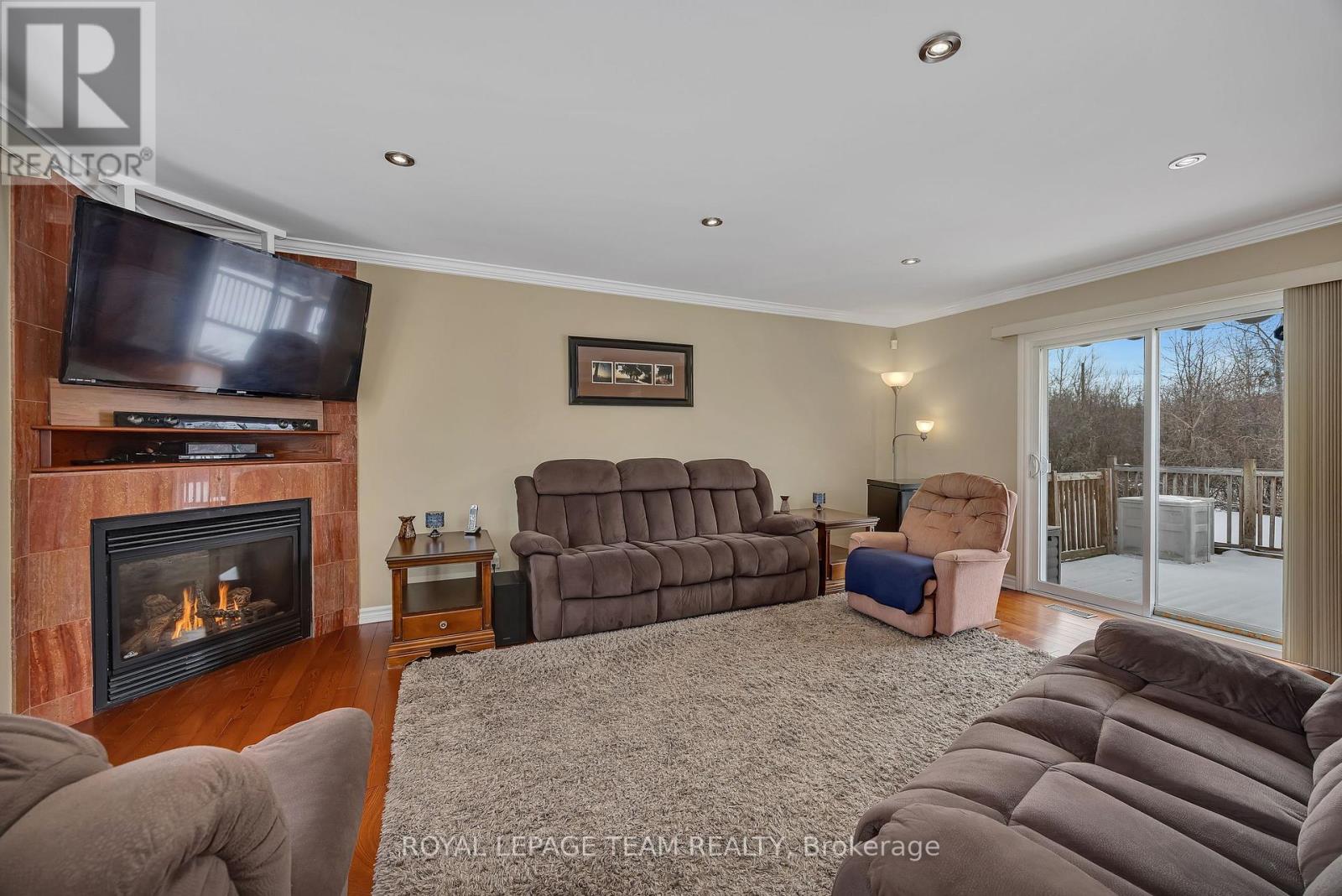 280 County 44 Road, North Grenville, Ontario  K0G 1J0 - Photo 12 - X12901764