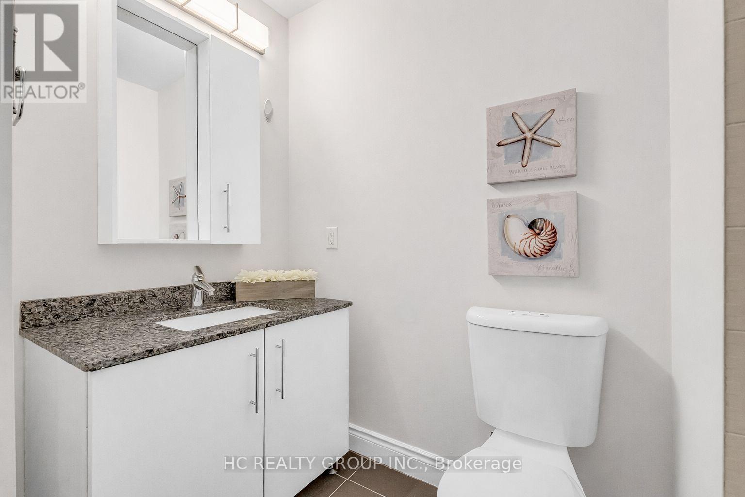 Th6 - 225 South Park Road, Markham, Ontario  L3T 0B6 - Photo 7 - N12901698