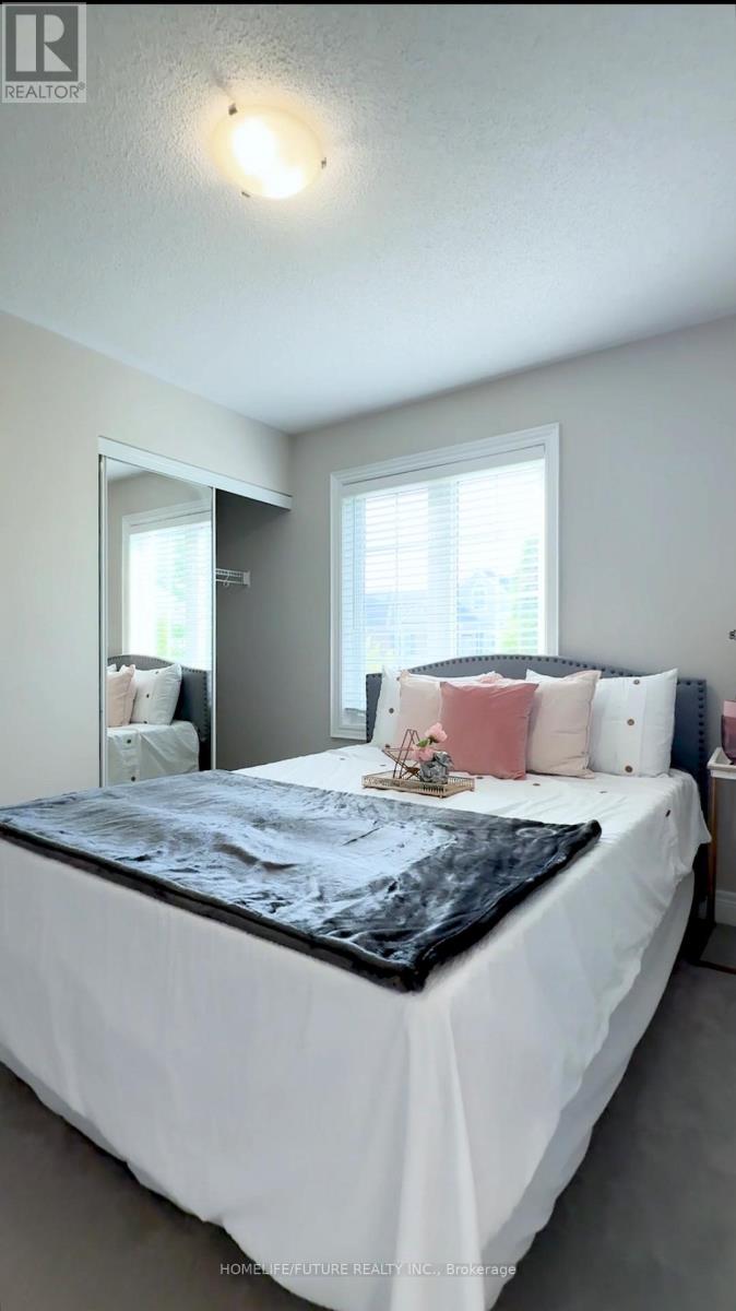 1 Capogna Street, Markham, Ontario  L6B 0H5 - Photo 15 - N12901758