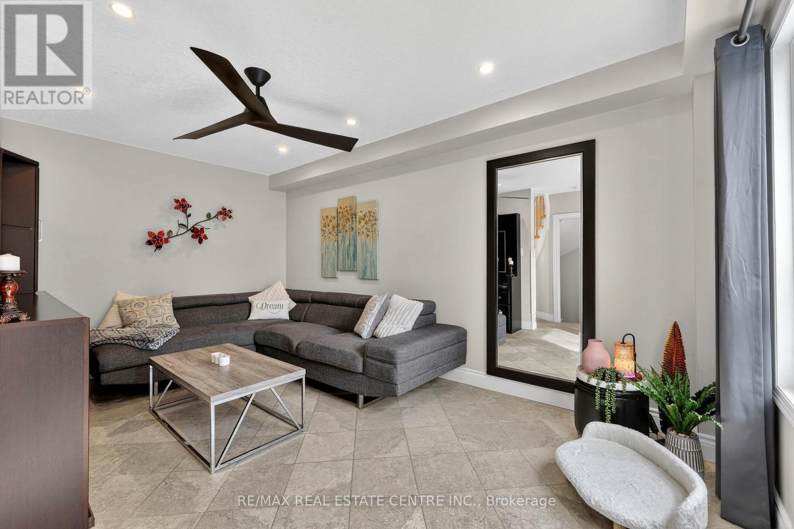 205 Walsh Crescent, Orangeville, Ontario  L9W 4T2 - Photo 15 - W12901694