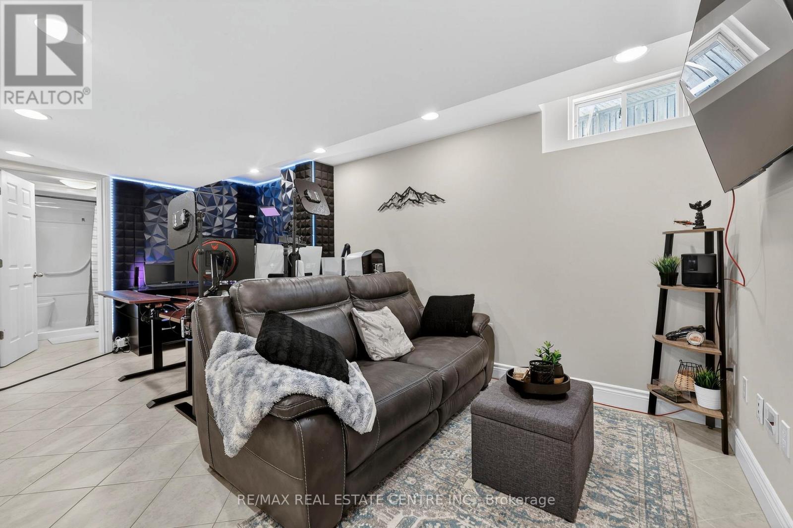 205 Walsh Crescent, Orangeville, Ontario  L9W 4T2 - Photo 37 - W12901694