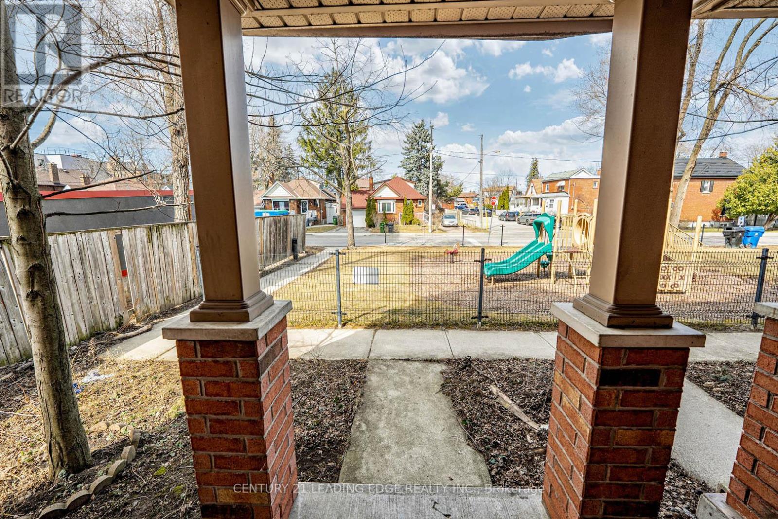 75 Elphick Lane, Toronto, Ontario  M9N 4A2 - Photo 17 - W12901712