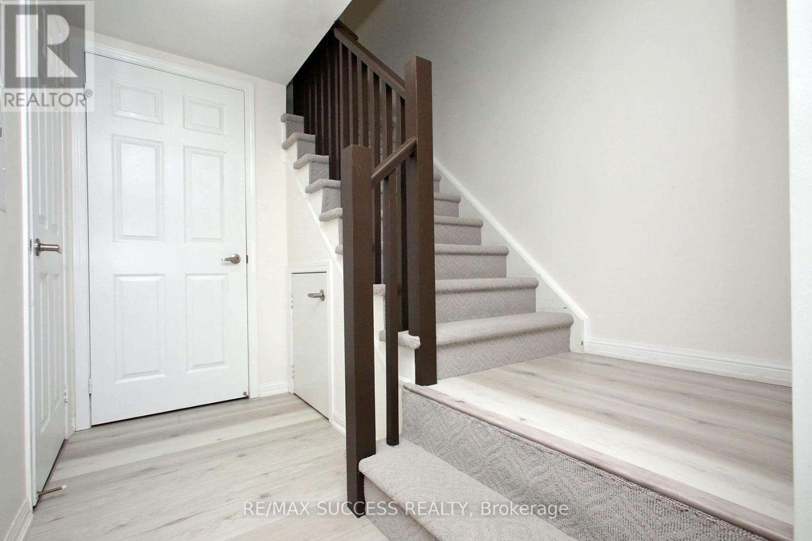 320 - 250 Sunny Meadow Boulevard, Brampton, Ontario  L6R 3Y7 - Photo 15 - W12901714