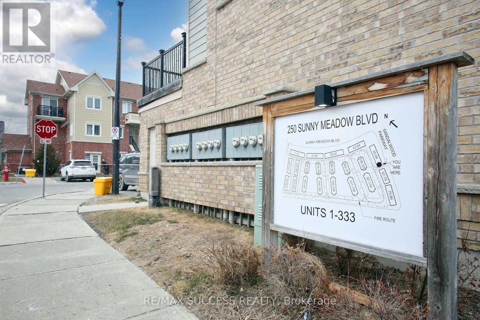 320 - 250 Sunny Meadow Boulevard, Brampton, Ontario  L6R 3Y7 - Photo 25 - W12901714