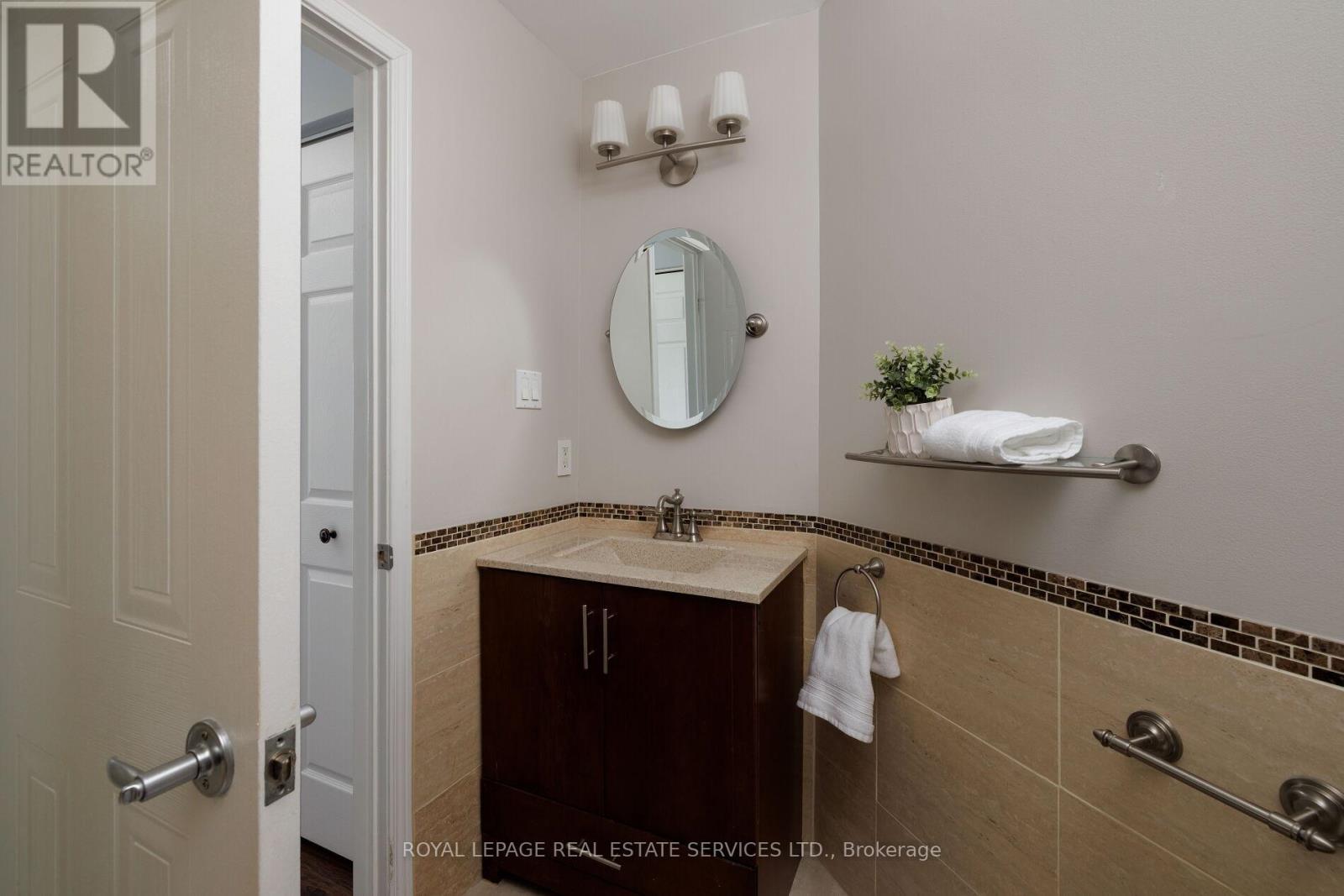 86 - 1240 Westview Terrace, Oakville, Ontario  L6M 3M4 - Photo 28 - W12901728