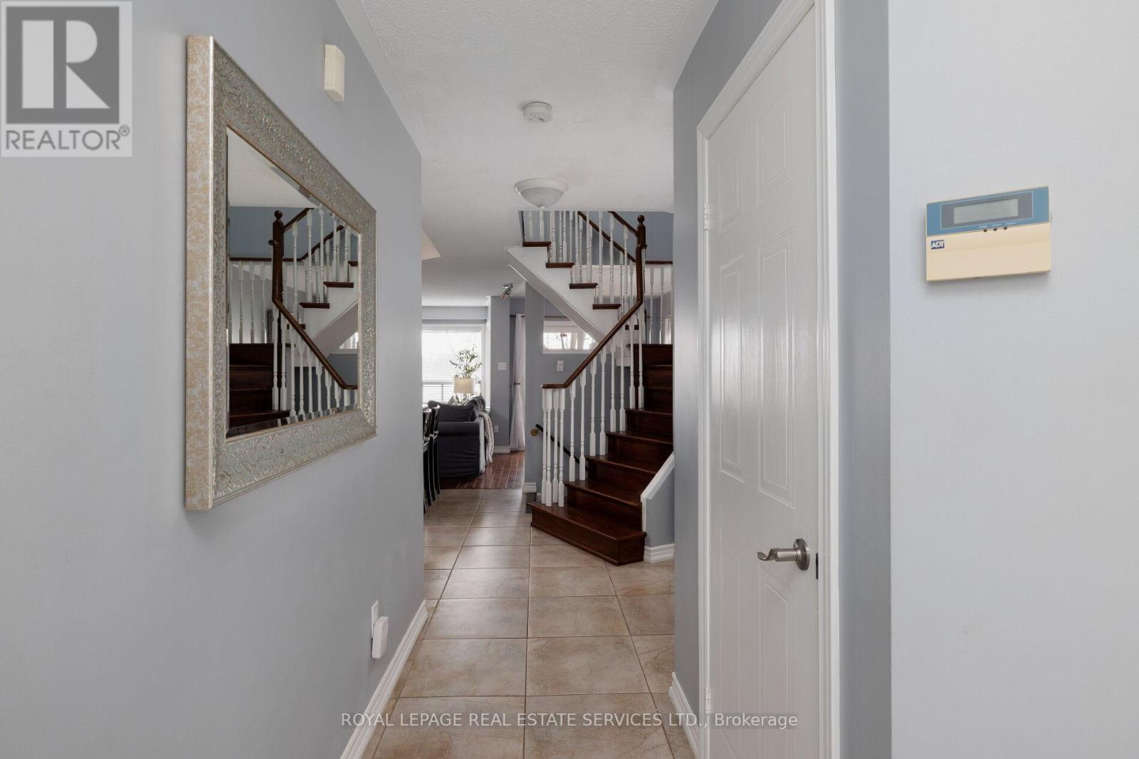 86 - 1240 Westview Terrace, Oakville, Ontario  L6M 3M4 - Photo 4 - W12901728