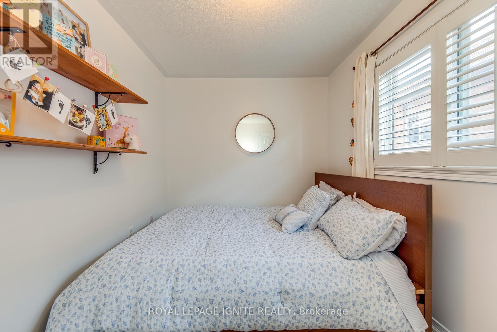 5637 Evelyn Lane, Burlington, Ontario  L7L 6X1 - Photo 27 - W12901746