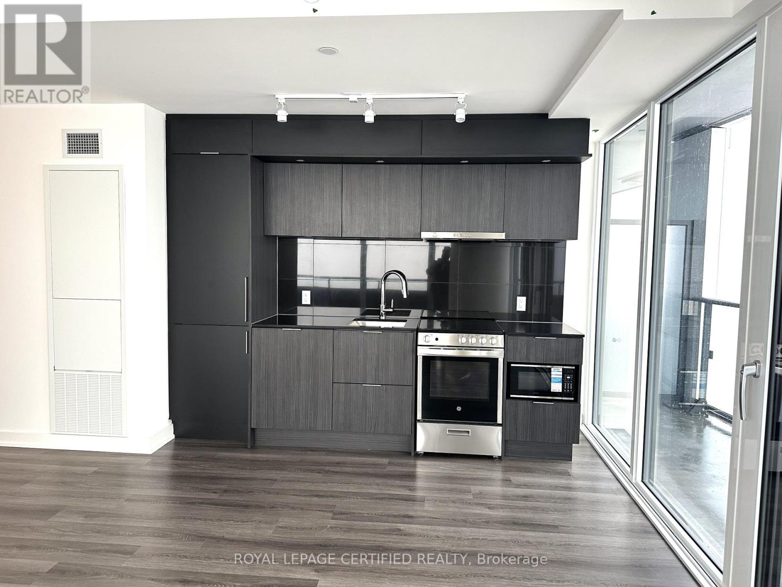 3311 - 448 Burnhamthorpe Road W, Mississauga (City Centre), Ontario  L5B 4M6 - Photo 13 - W12901748