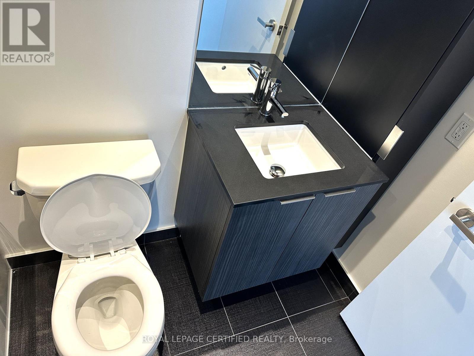 3311 - 448 Burnhamthorpe Road W, Mississauga (City Centre), Ontario  L5B 4M6 - Photo 23 - W12901748