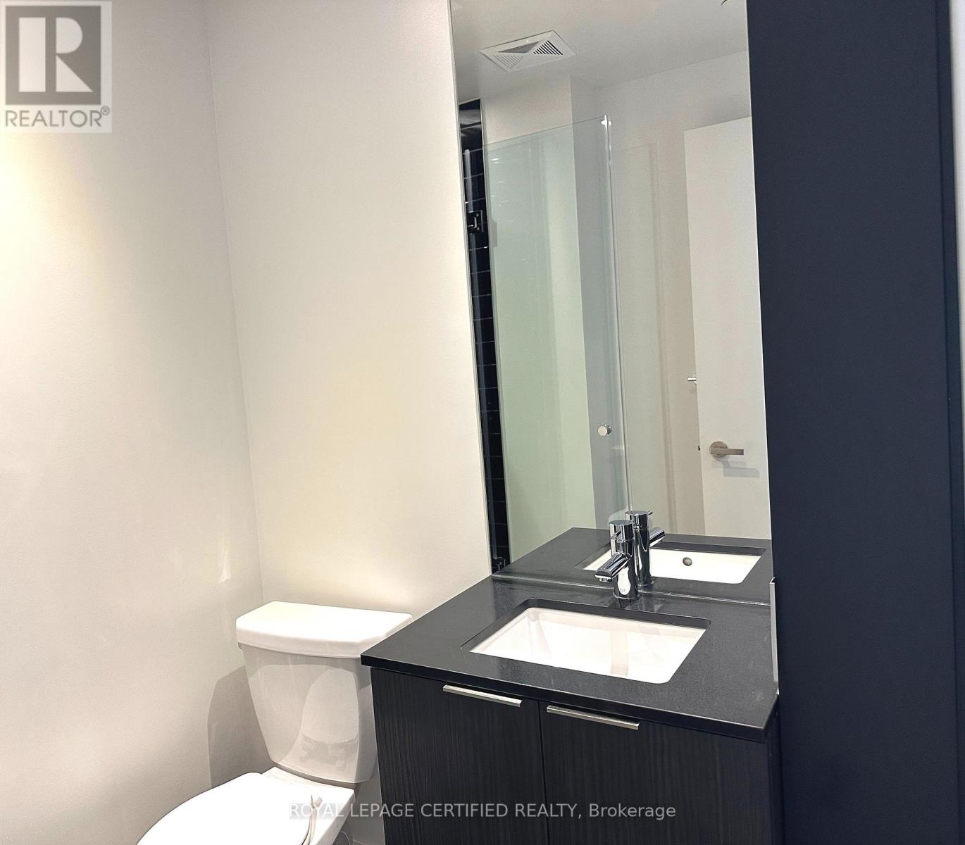 3311 - 448 Burnhamthorpe Road W, Mississauga (City Centre), Ontario  L5B 4M6 - Photo 5 - W12901748