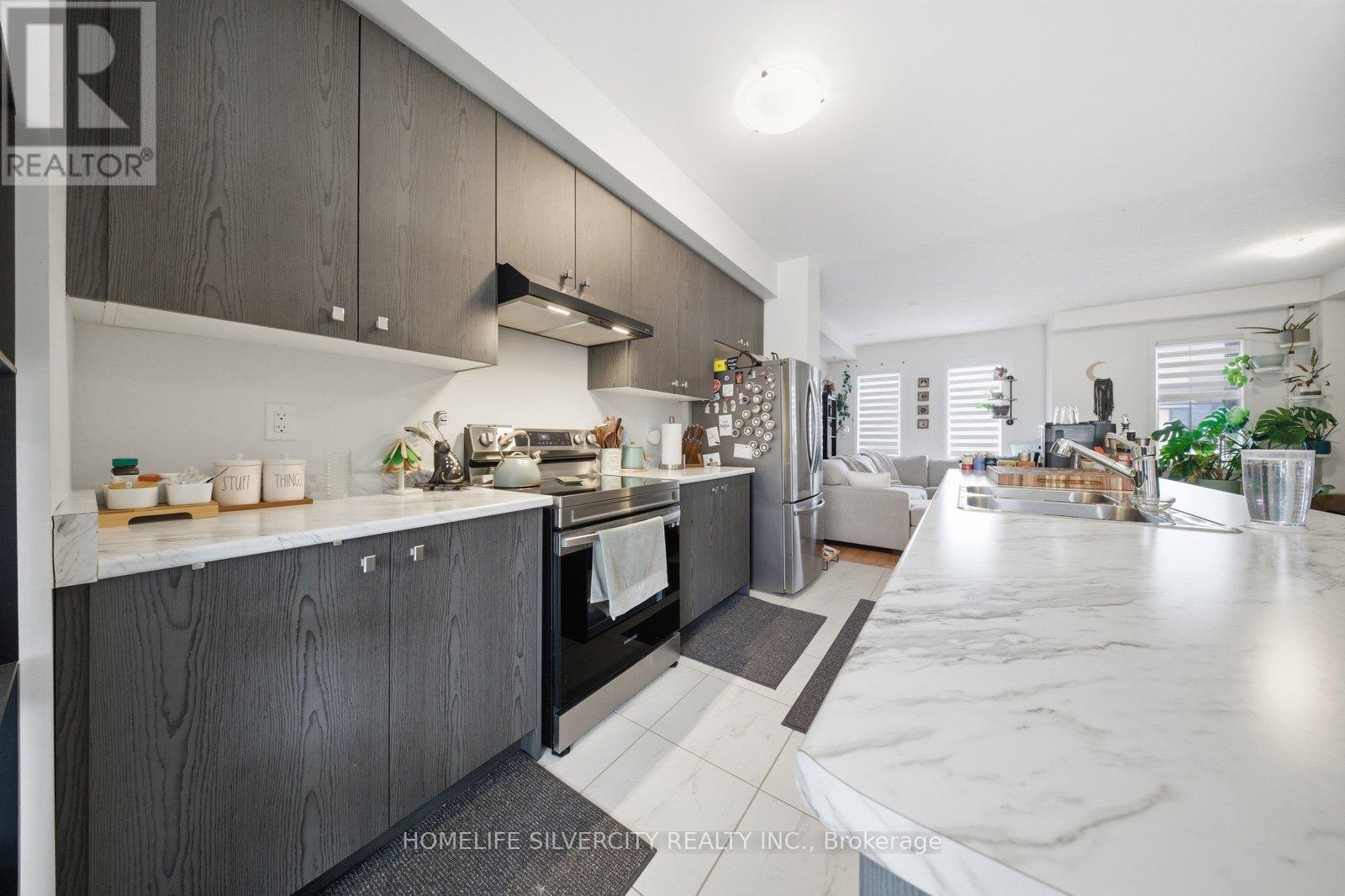 75 Holder Drive, Brantford, Ontario  N3T 0W3 - Photo 7 - X12901770