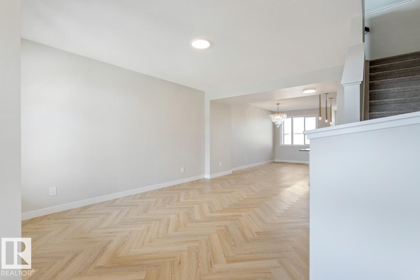 569 Corral Ci, Sherwood Park, Alberta  T8H 3B9 - Photo 2 - E4468563