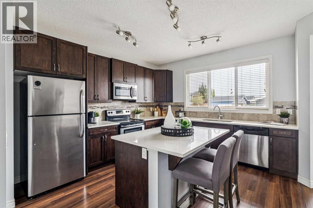 91 River Heights Green, Cochrane, Alberta  T4C 0Y4 - Photo 8 - A2276607