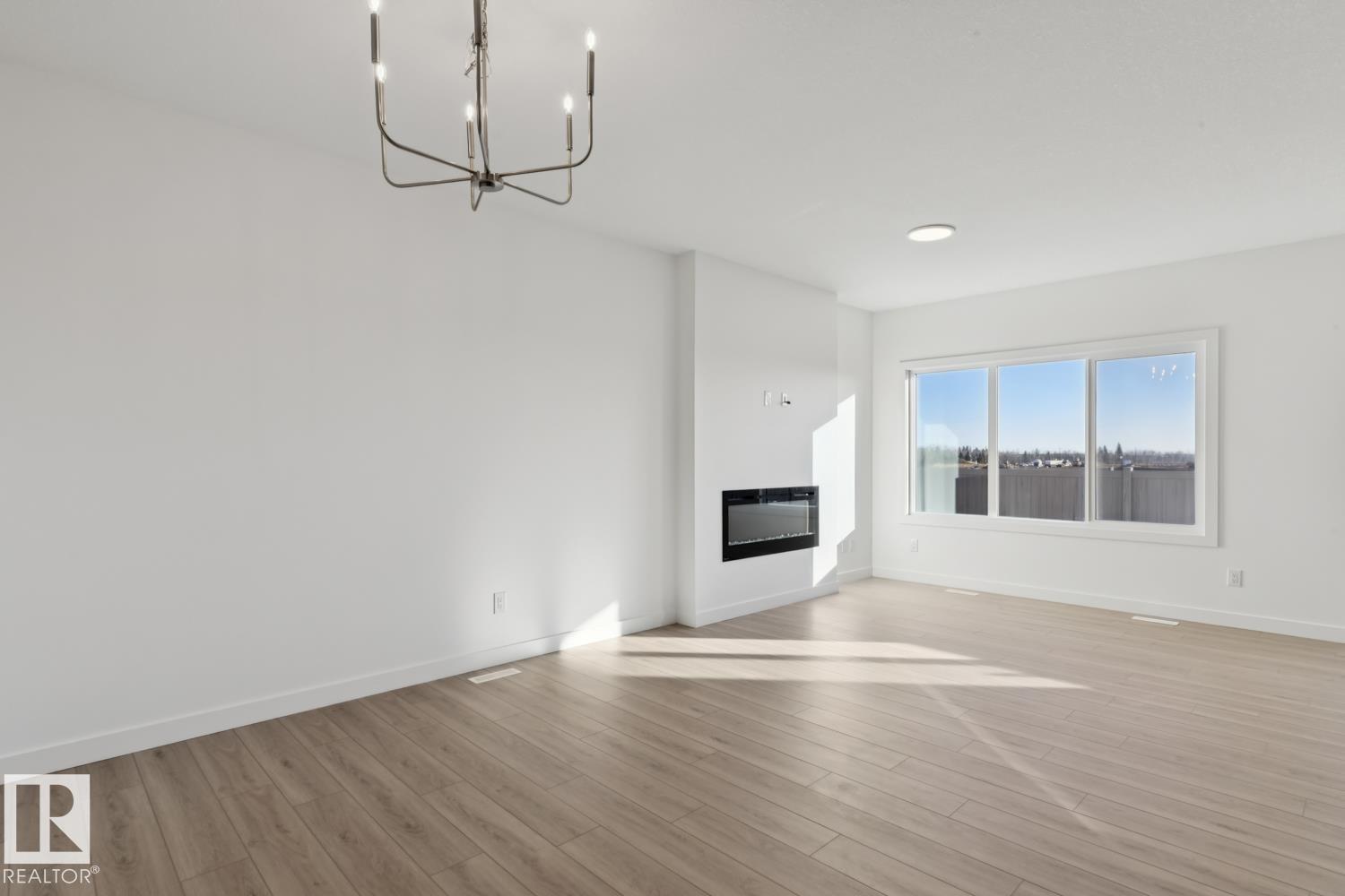 19027 20 Avenue Nw, Edmonton, Alberta  T6M 3E8 - Photo 6 - E4468973