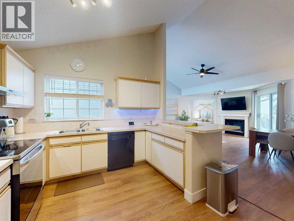 207, 1997 Sirocco Drive Sw, Calgary, Alberta  T3H 3E6 - Photo 24 - A2287691