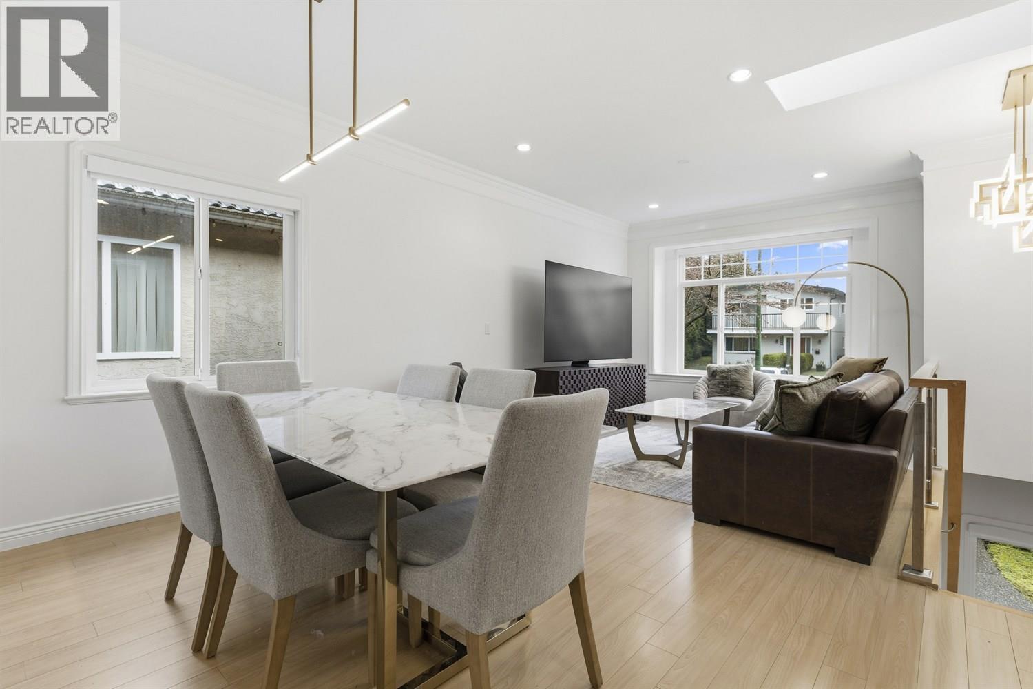 4465 Cambridge Street, Burnaby, British Columbia  V5C 1H6 - Photo 6 - R3101683