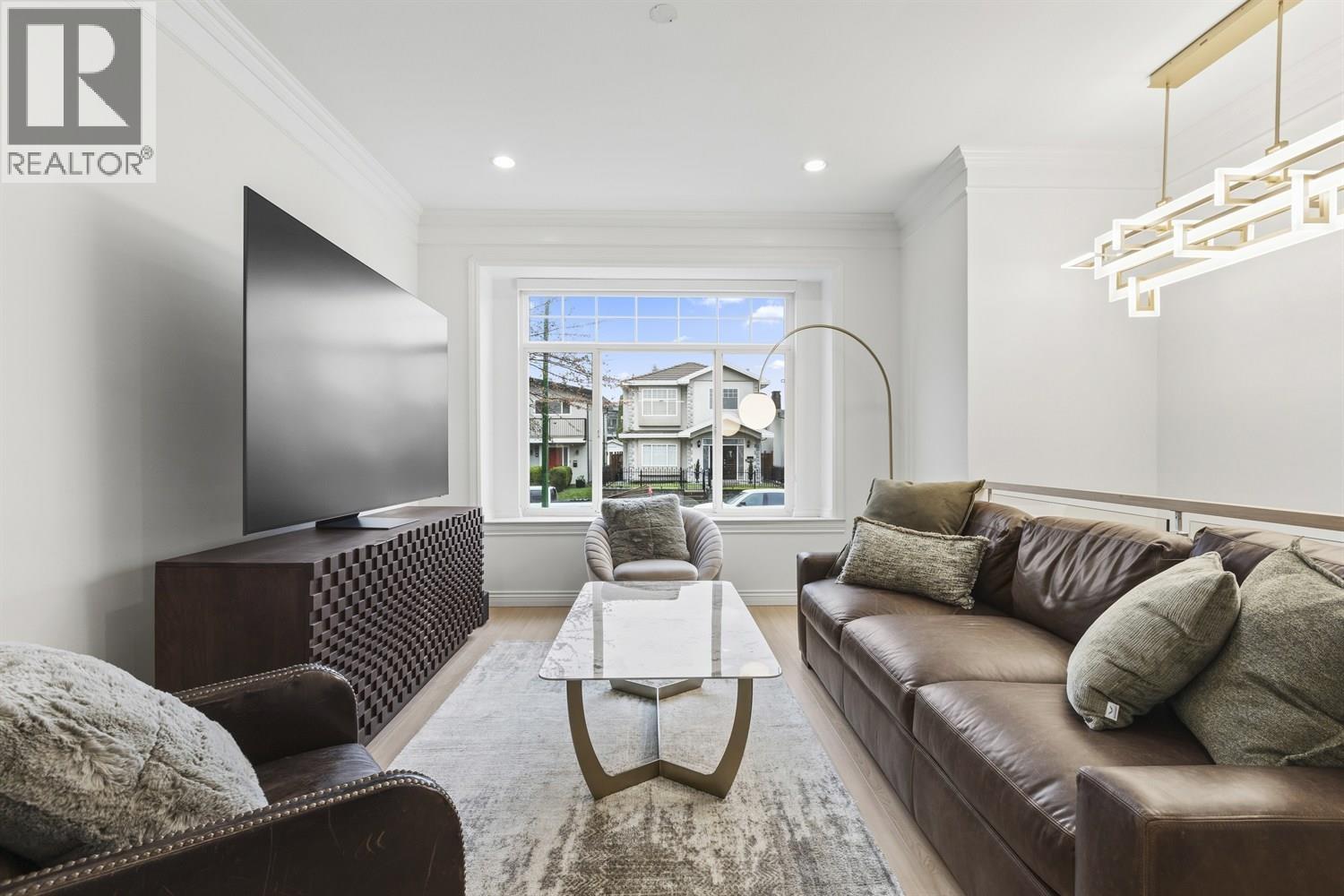 4465 Cambridge Street, Burnaby, British Columbia  V5C 1H6 - Photo 4 - R3101683