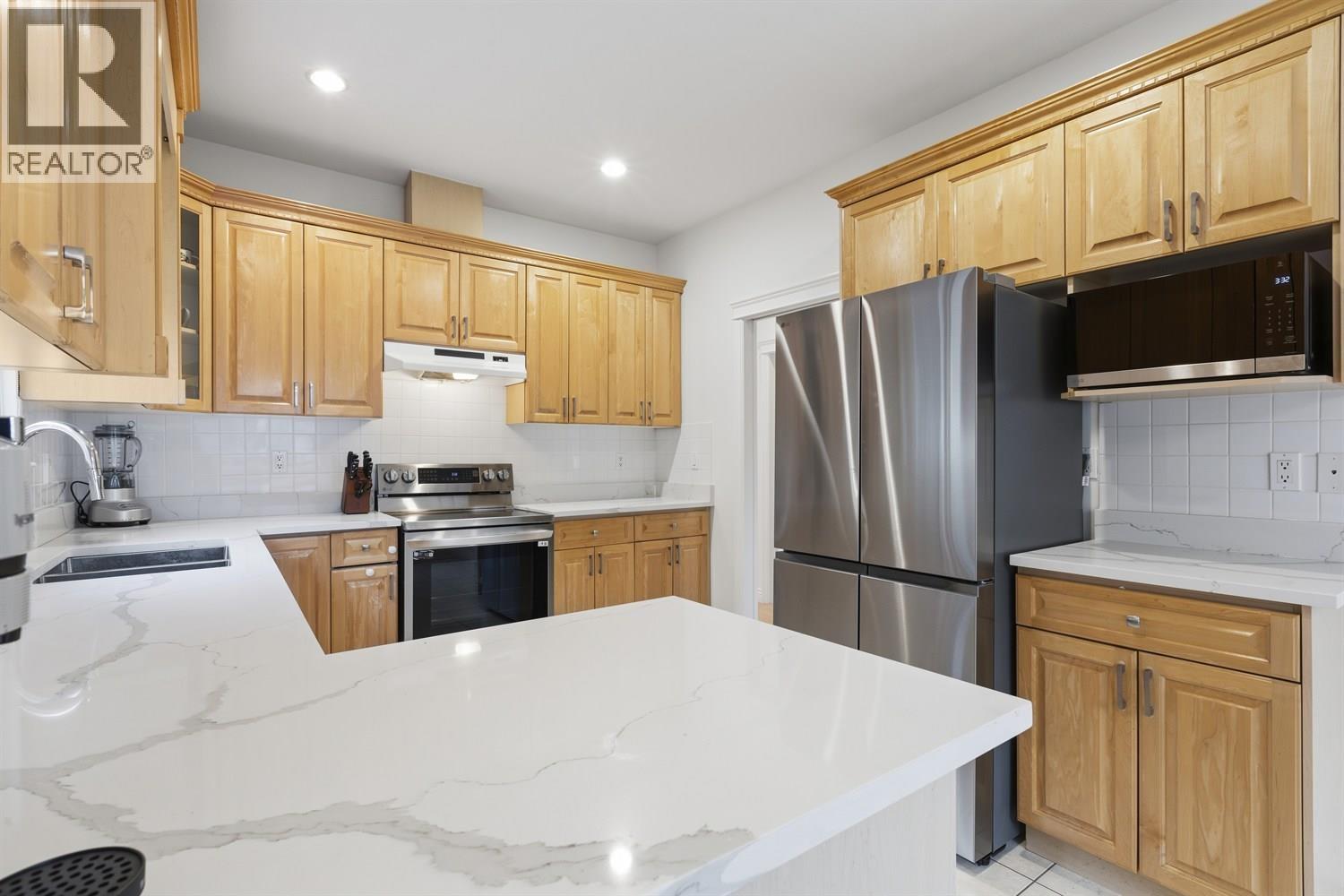 4465 Cambridge Street, Burnaby, British Columbia  V5C 1H6 - Photo 9 - R3101683