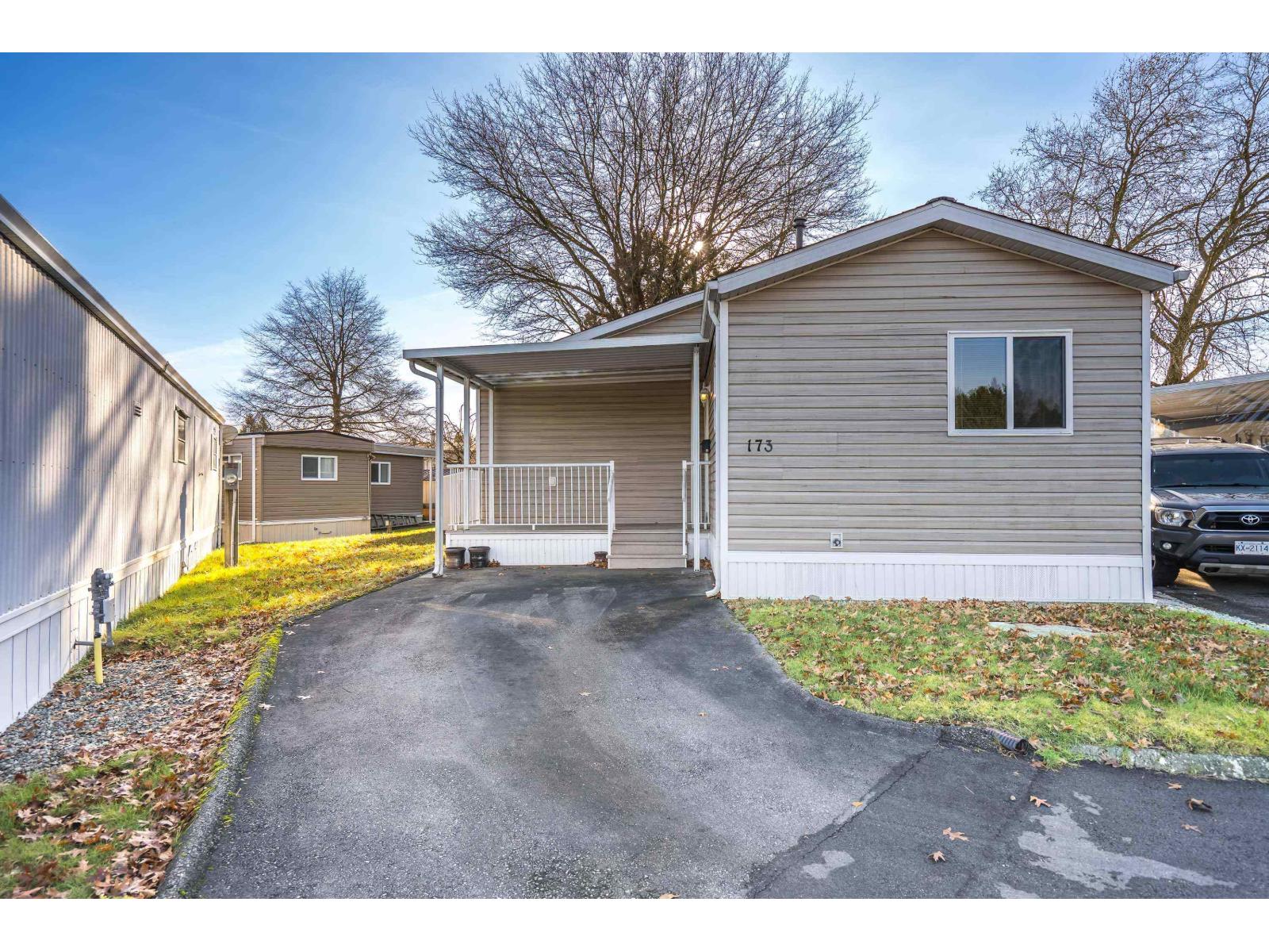 173 1840 160 Street, Surrey, British Columbia  V4A 4X4 - Photo 3 - R3070198