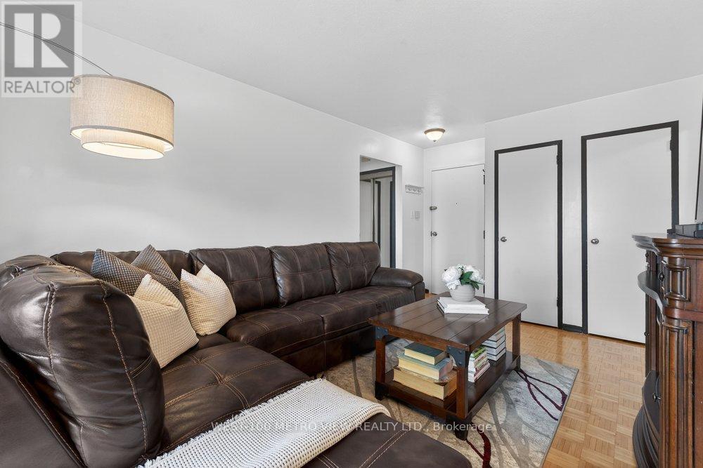 401 - 1275 Silver Spear Road, Mississauga, Ontario  L4Y 2W7 - Photo 4 - W12853372