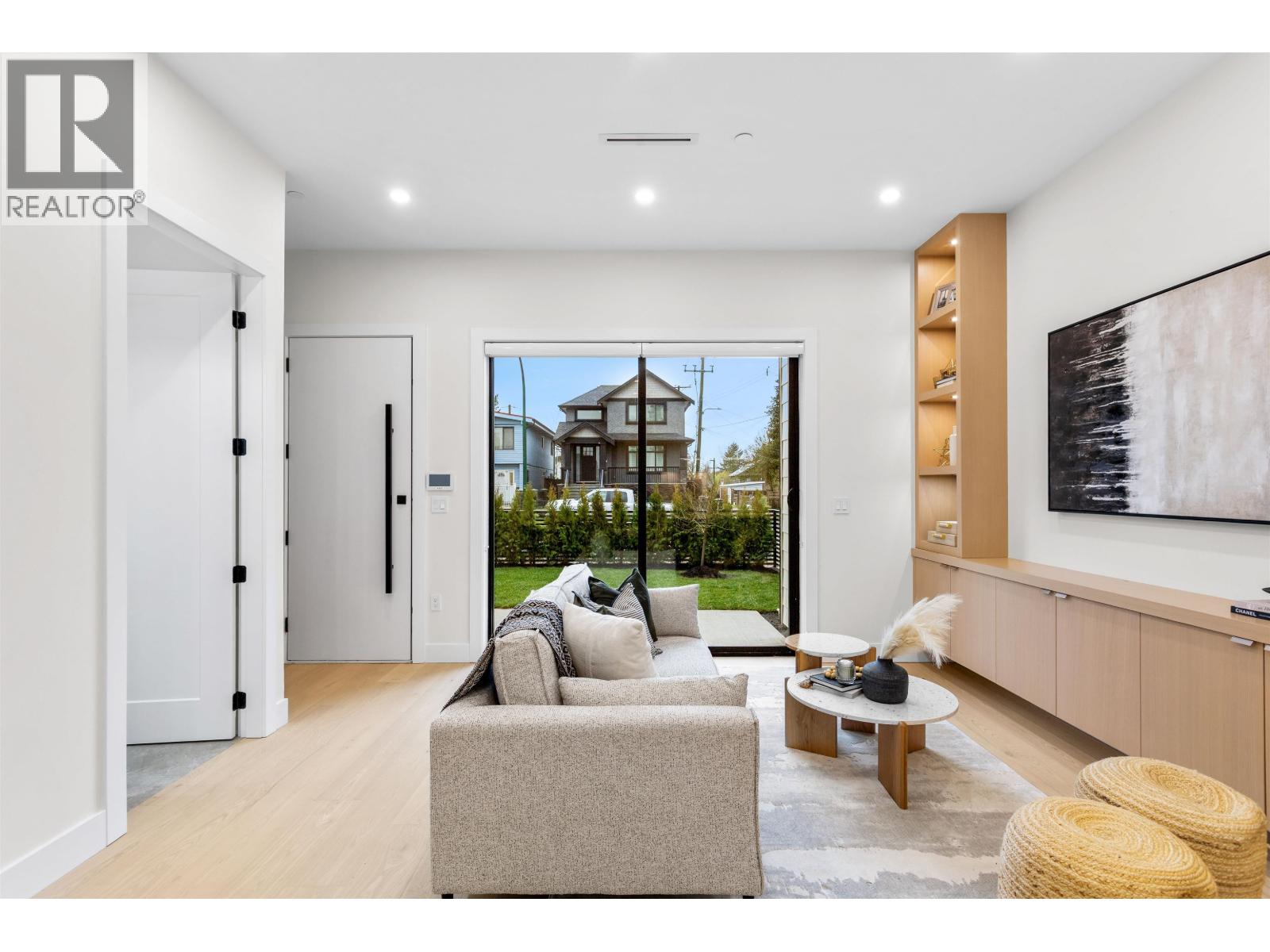 1 5306 Culloden Street, Vancouver, British Columbia  V5W 3R6 - Photo 8 - R3101779