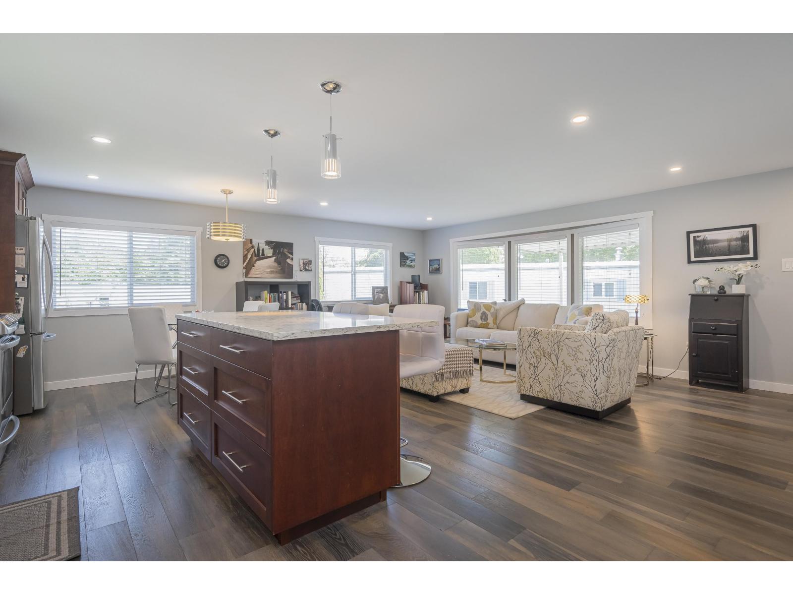 233 1840 160 Street, Surrey, British Columbia  V4A 4X4 - Photo 8 - R3085143