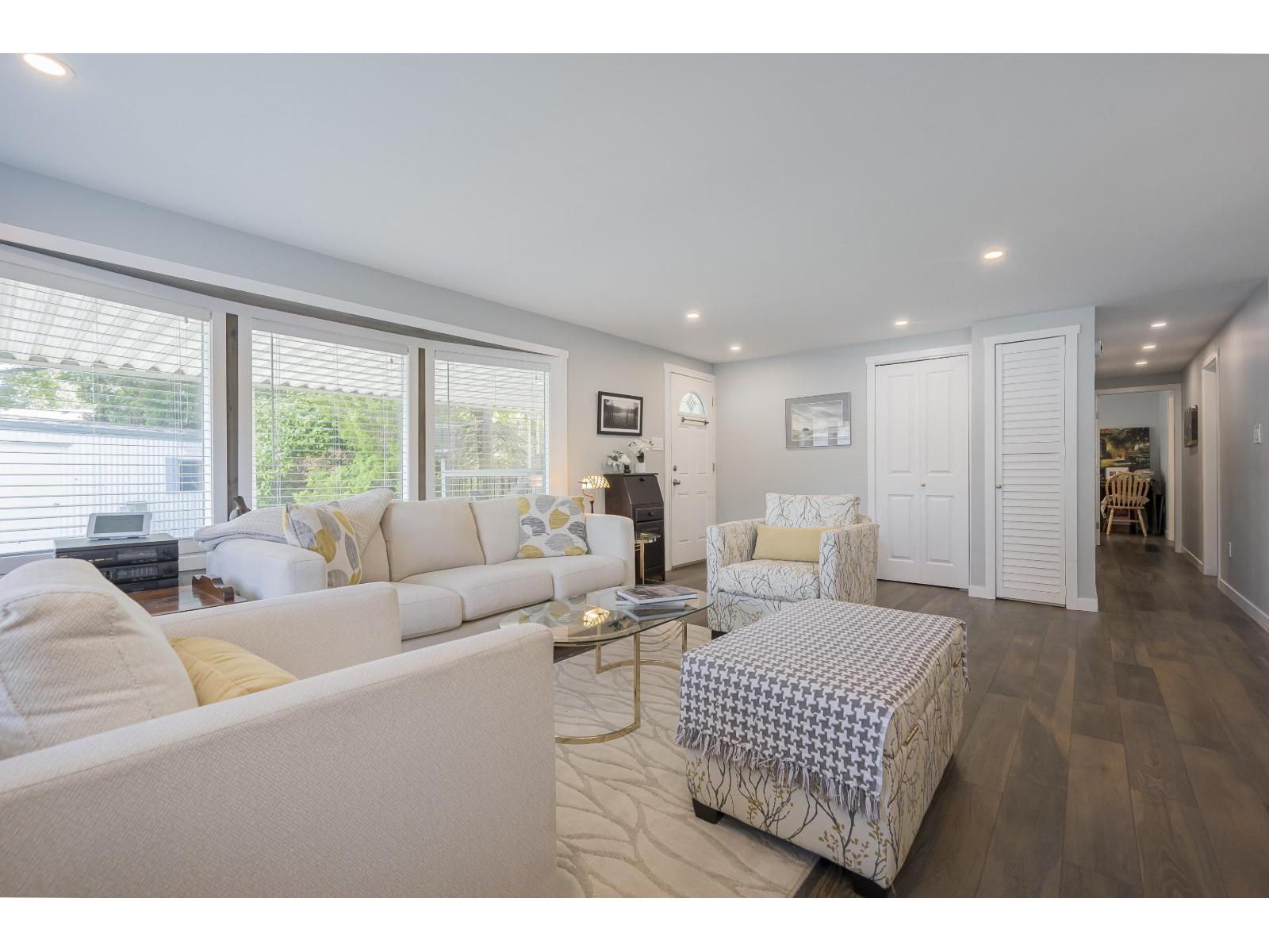 233 1840 160 Street, Surrey, British Columbia  V4A 4X4 - Photo 4 - R3085143