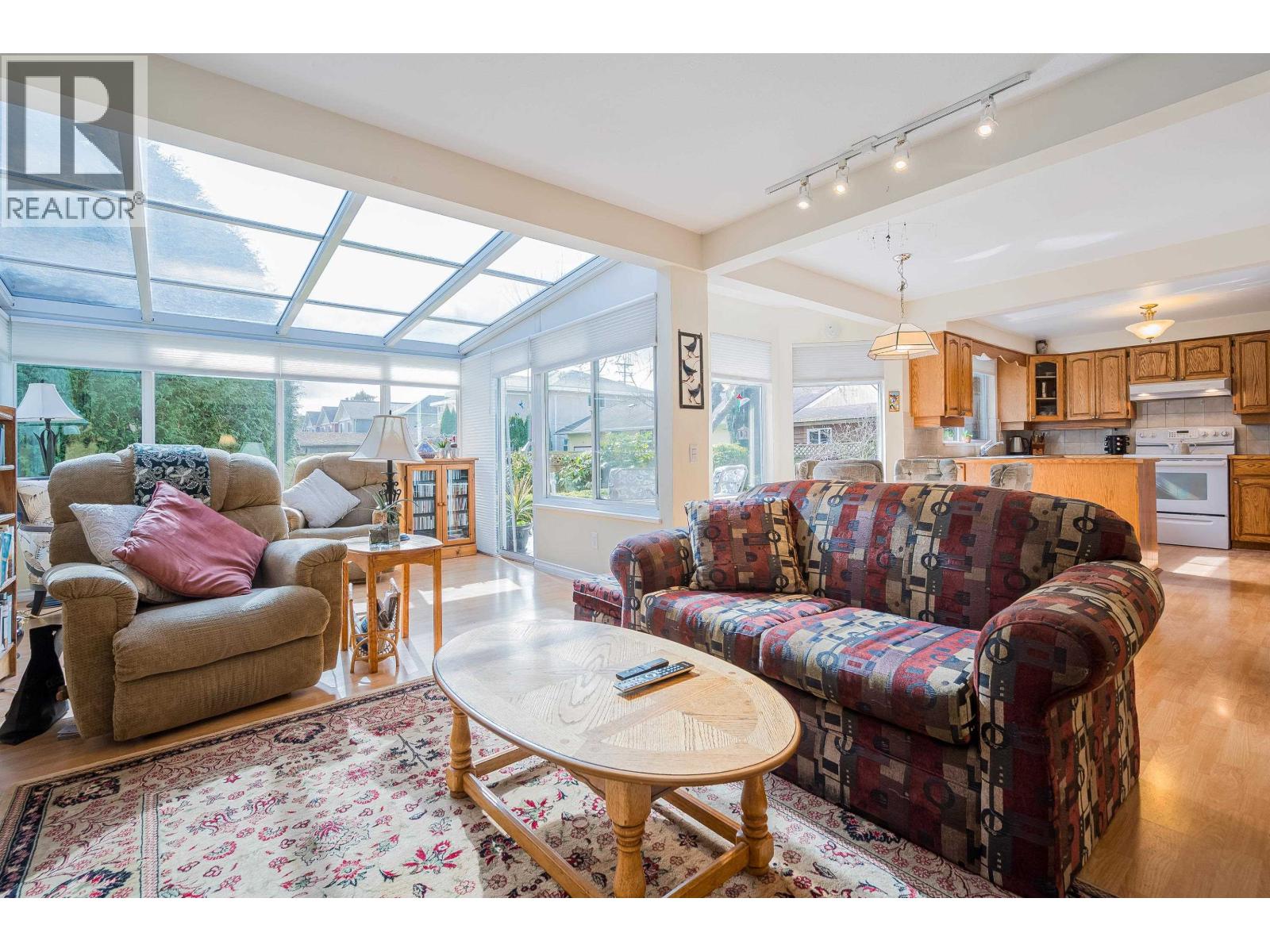 4925 53a Street, Delta, British Columbia  V4K 4R7 - Photo 4 - R3100929