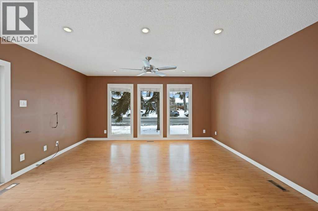 480 Midridge Drive Se, Calgary, Alberta  T2X 1B3 - Photo 6 - A2294667