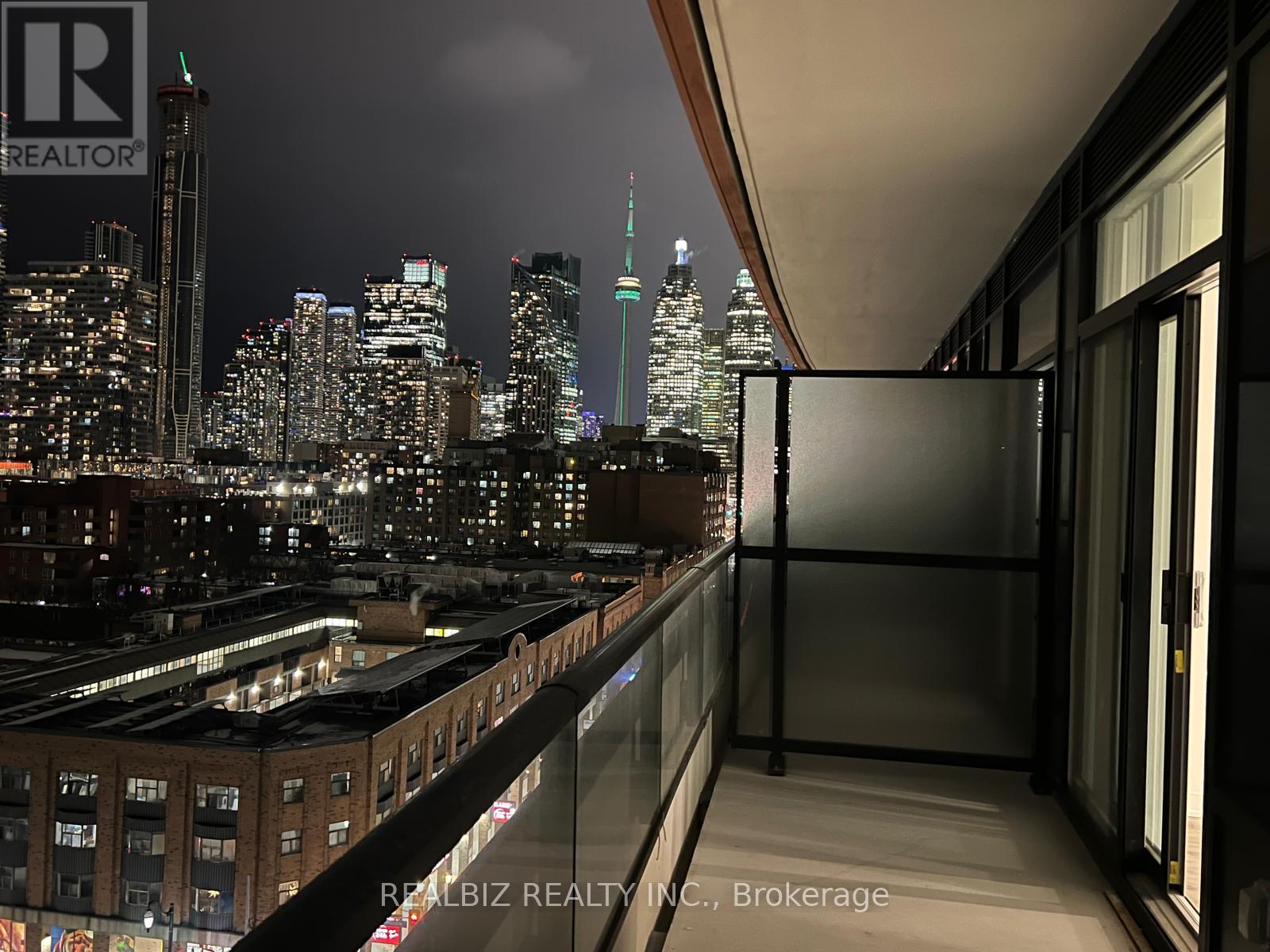 1010 - 180 Front Street E, Toronto, Ontario  M5A 0K9 - Photo 13 - C12901792