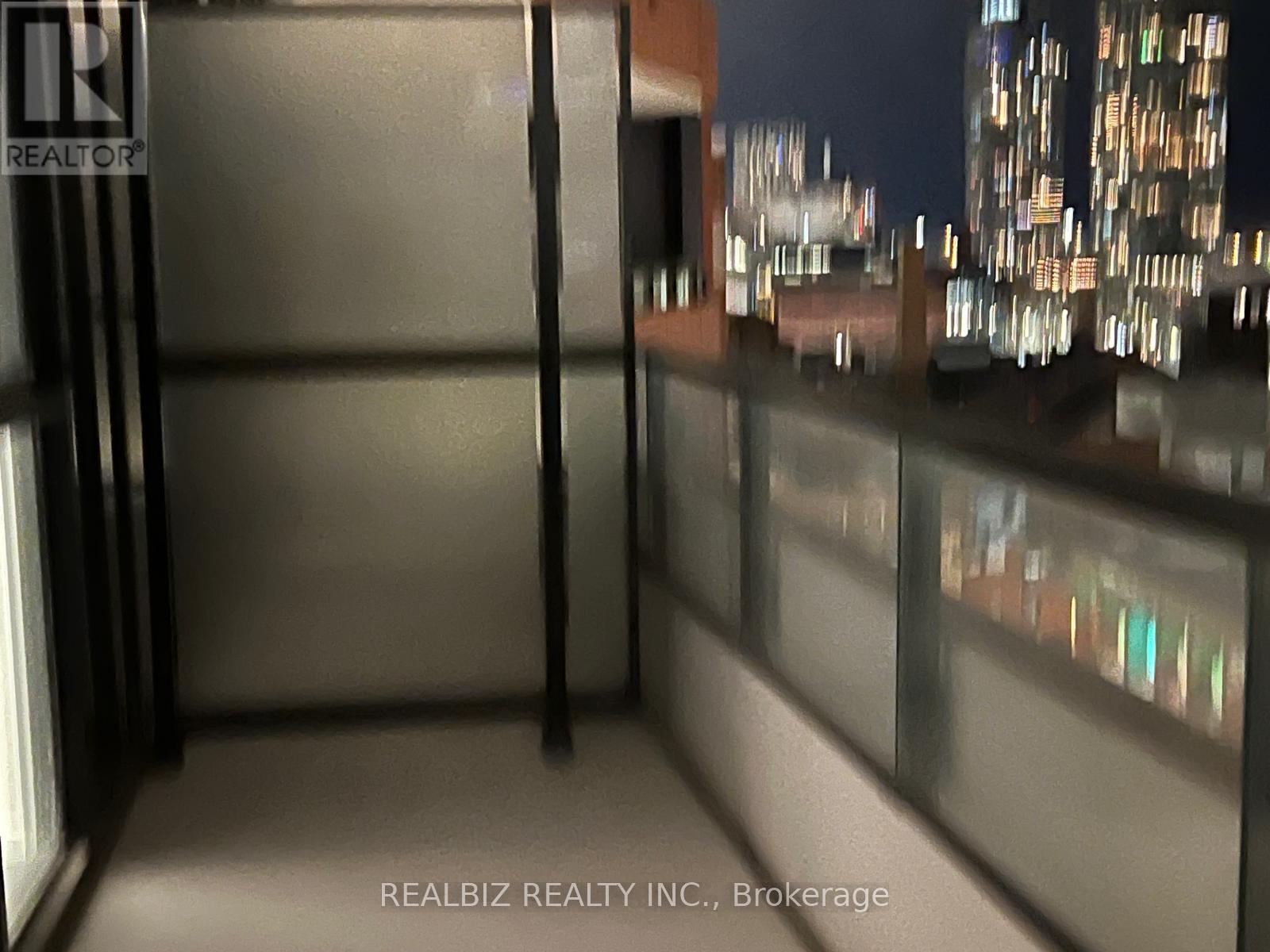 1010 - 180 Front Street E, Toronto, Ontario  M5A 0K9 - Photo 15 - C12901792