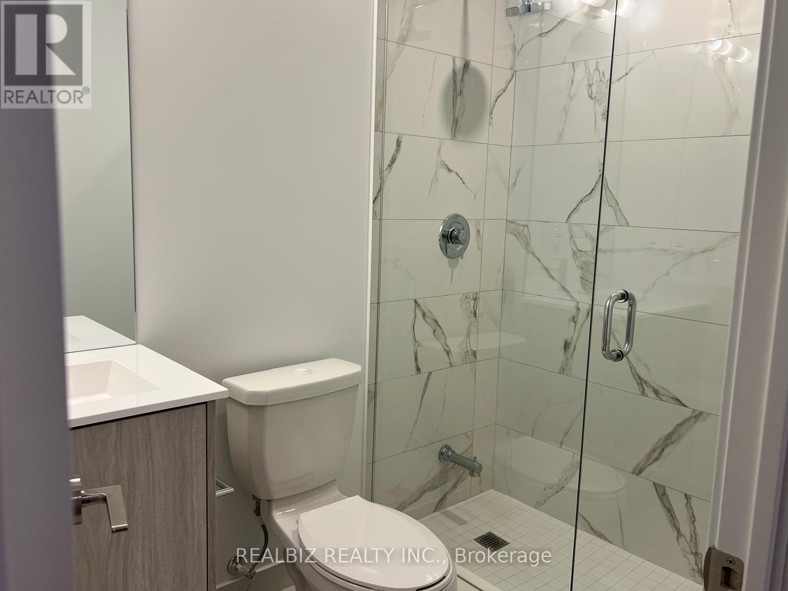 1010 - 180 Front Street E, Toronto, Ontario  M5A 0K9 - Photo 9 - C12901792