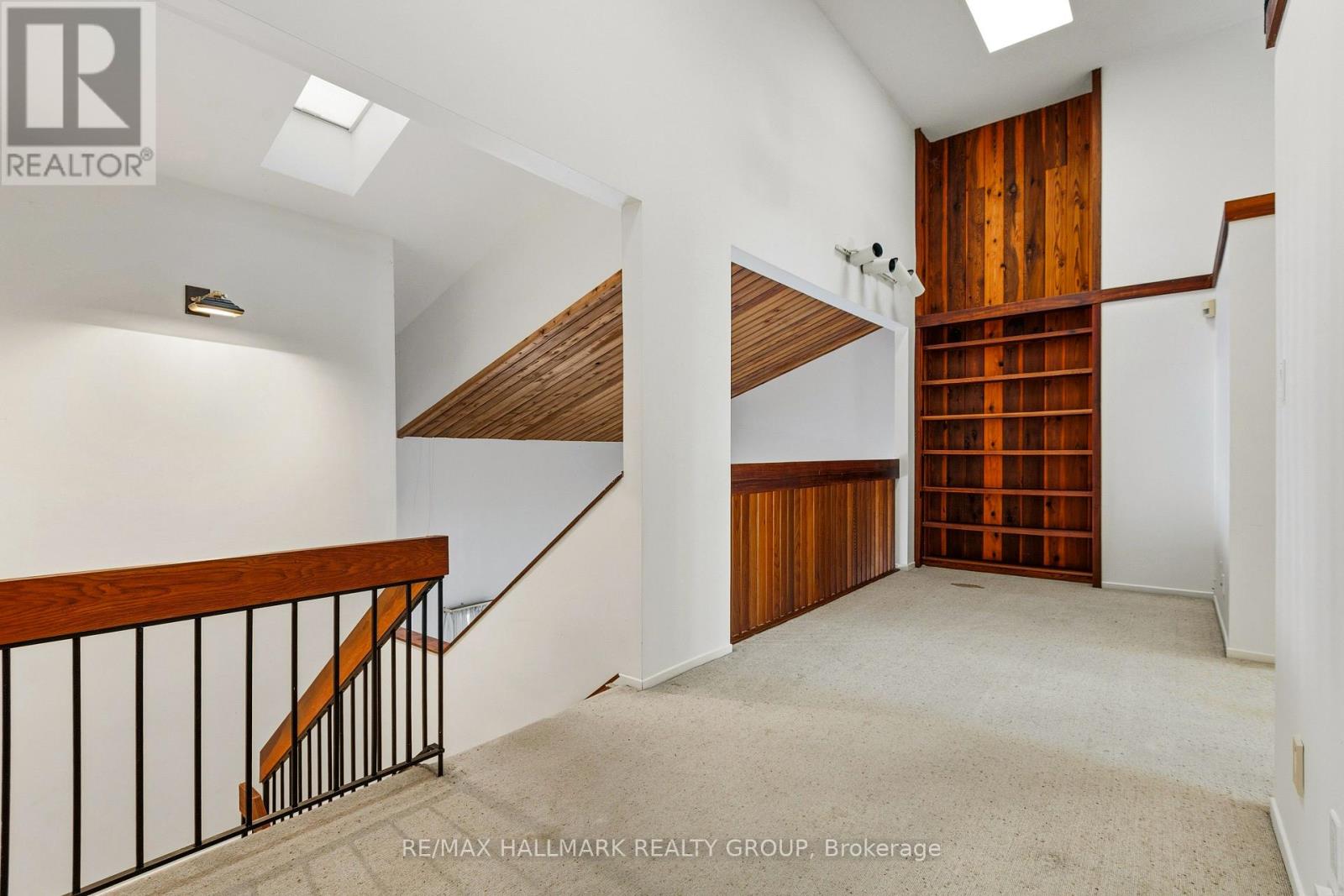 500 Foxview Place, Ottawa, Ontario  K1K 4C4 - Photo 17 - X12901776