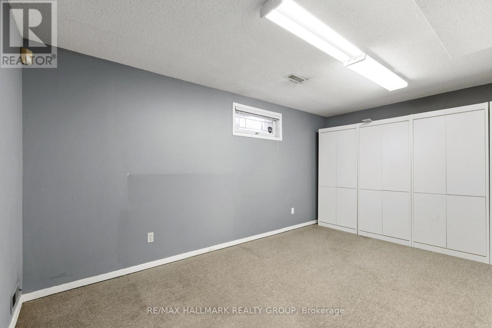 500 Foxview Place, Ottawa, Ontario  K1K 4C4 - Photo 31 - X12901776