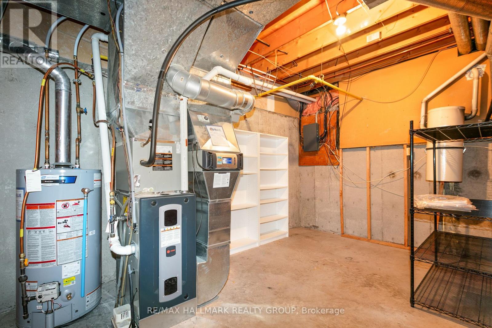 500 Foxview Place, Ottawa, Ontario  K1K 4C4 - Photo 32 - X12901776