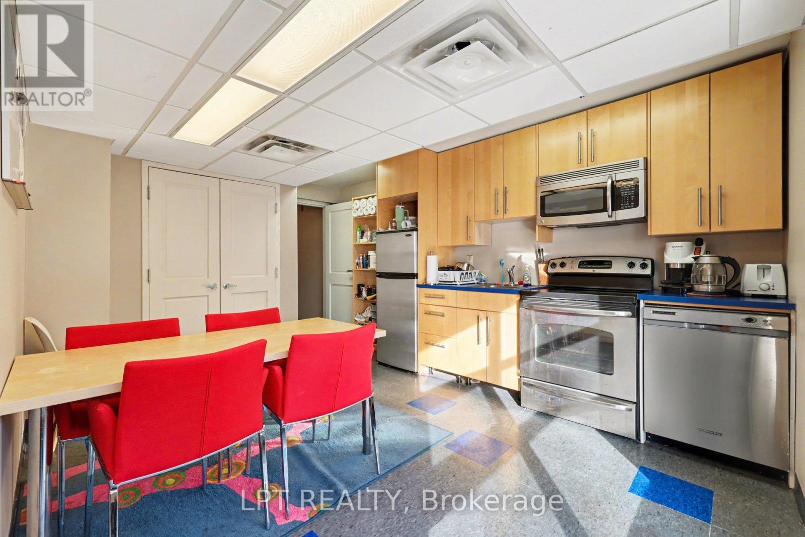 3 Claremont Drive, Ottawa, Ontario  K1K 4J6 - Photo 25 - X12901784