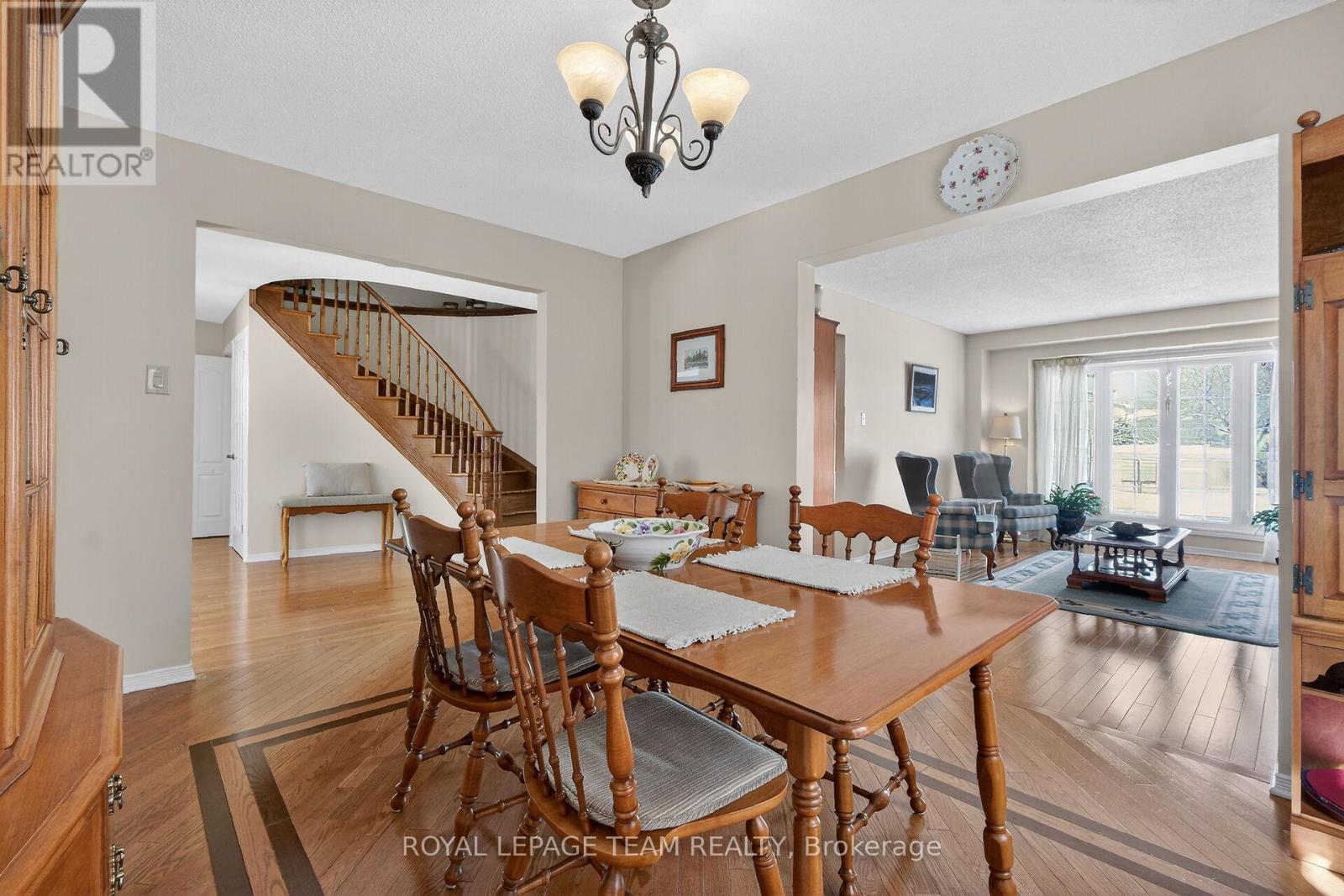 11 Speers Crescent, Ottawa, Ontario  K2M 1W1 - Photo 10 - X12901798