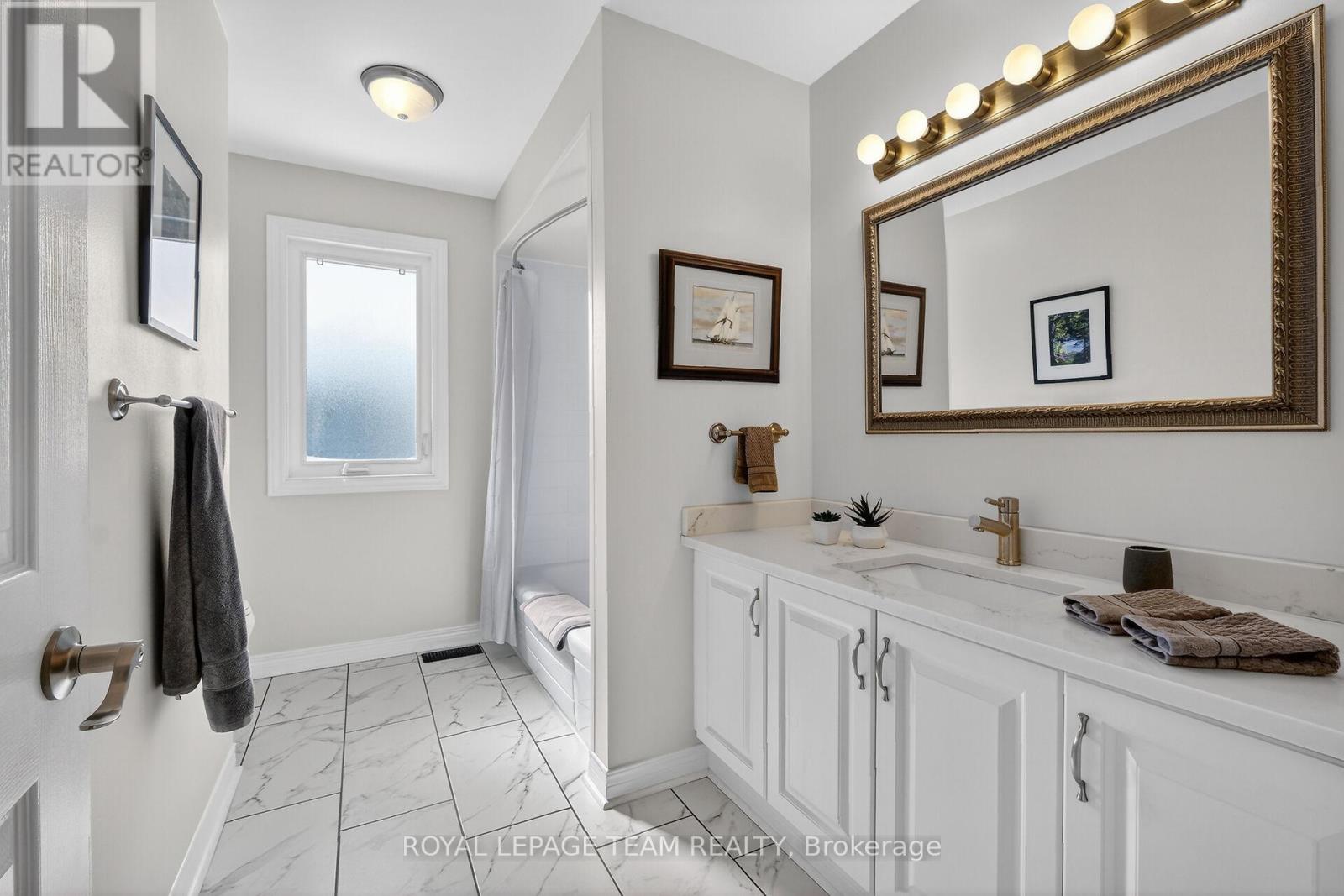 11 Speers Crescent, Ottawa, Ontario  K2M 1W1 - Photo 34 - X12901798