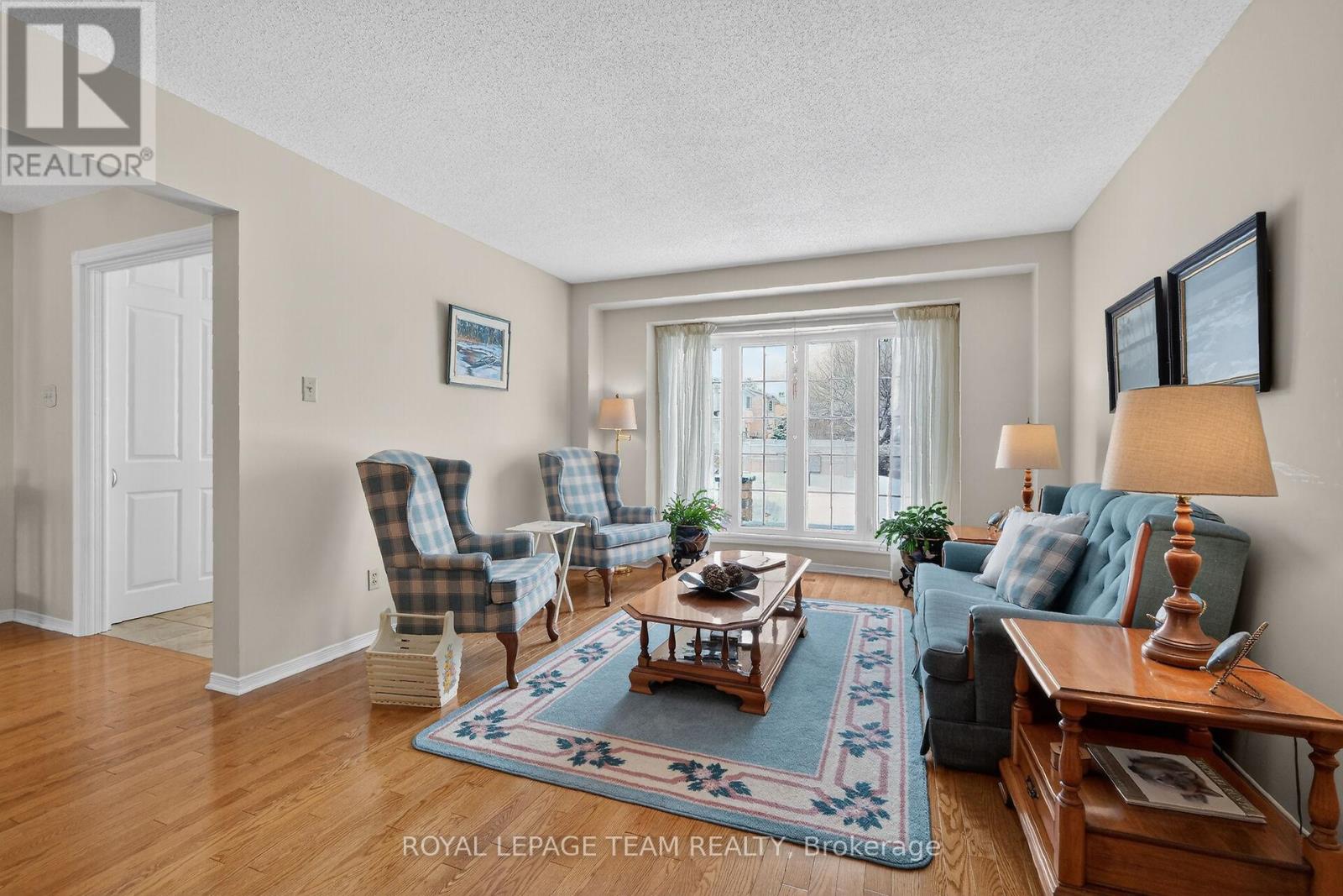 11 Speers Crescent, Ottawa, Ontario  K2M 1W1 - Photo 7 - X12901798