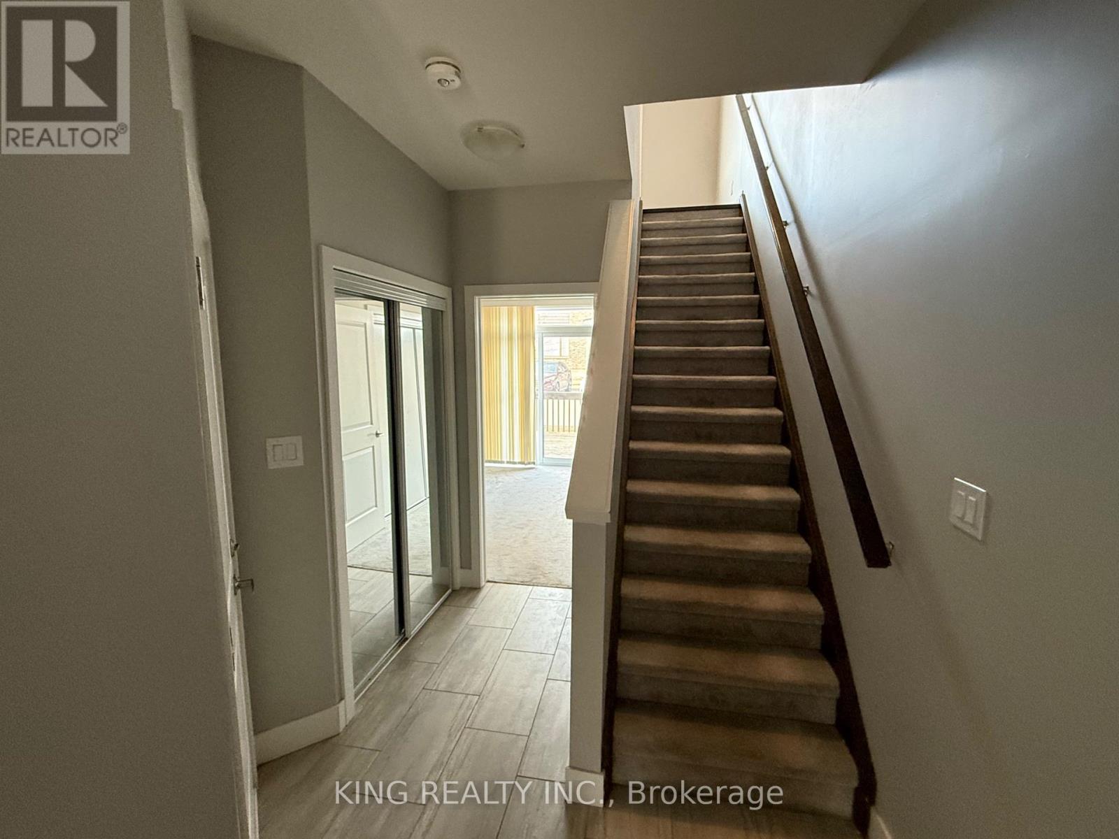 51 - 2070 Meadowgate Boulevard, London South, Ontario  N6M 0H5 - Photo 13 - X12898308