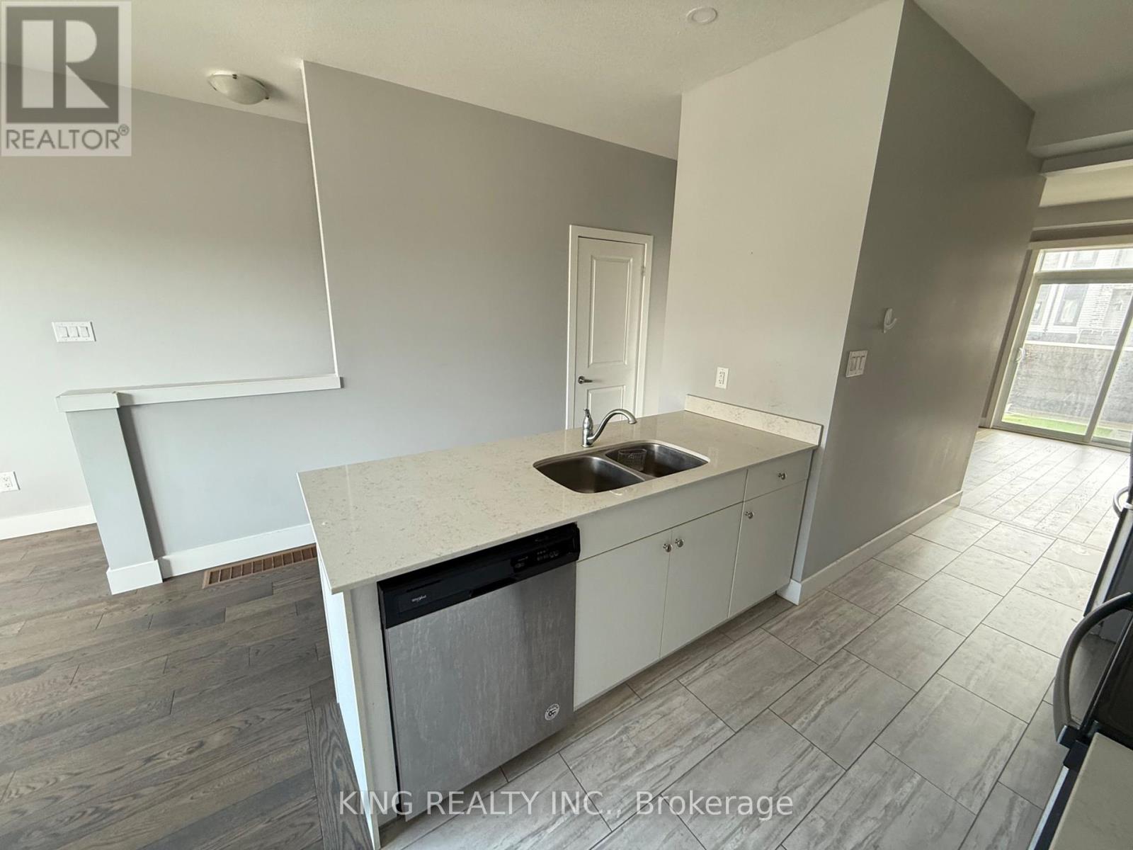 51 - 2070 Meadowgate Boulevard, London South, Ontario  N6M 0H5 - Photo 18 - X12898308