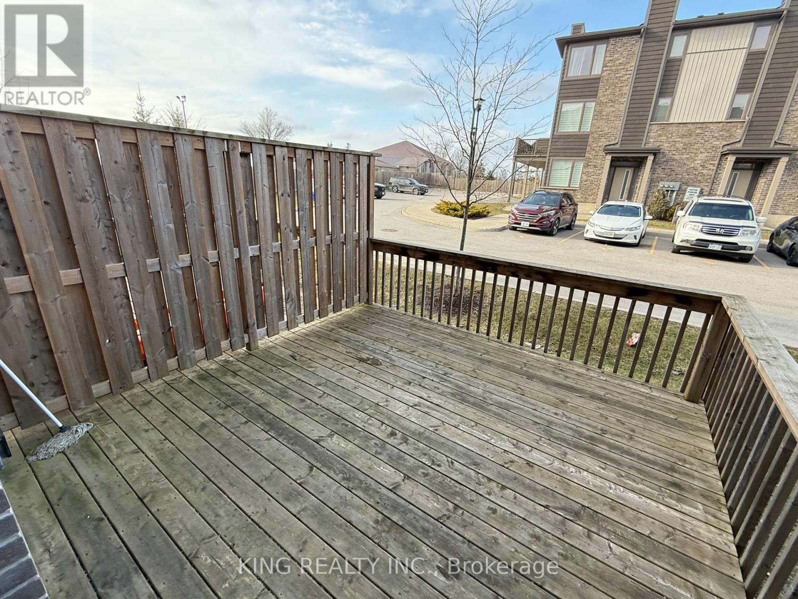 51 - 2070 Meadowgate Boulevard, London South, Ontario  N6M 0H5 - Photo 6 - X12898308
